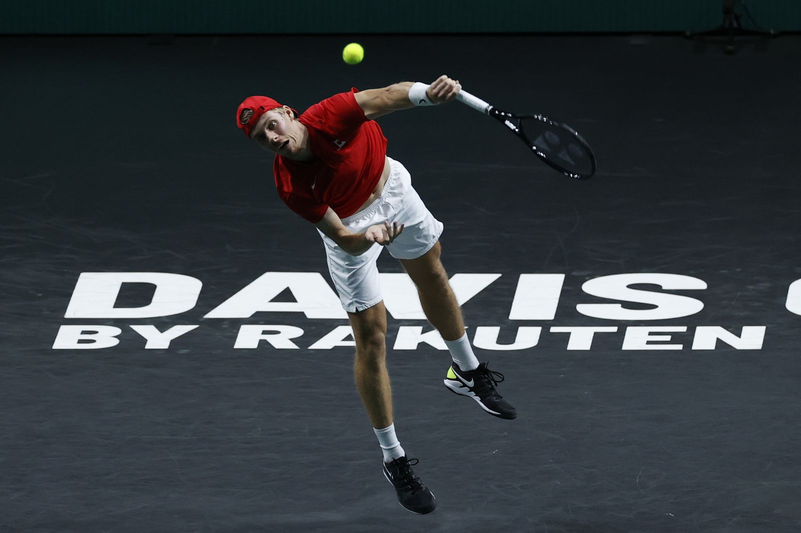 Denis Shapovalov - Lorenzo Sonego, en la Copa Davis de Málaga