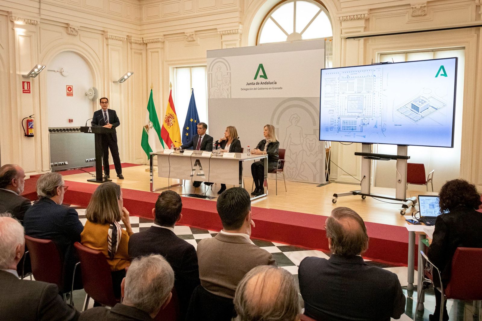 El consejero de Justicia ha presentado en Granada el proyecto básico.
