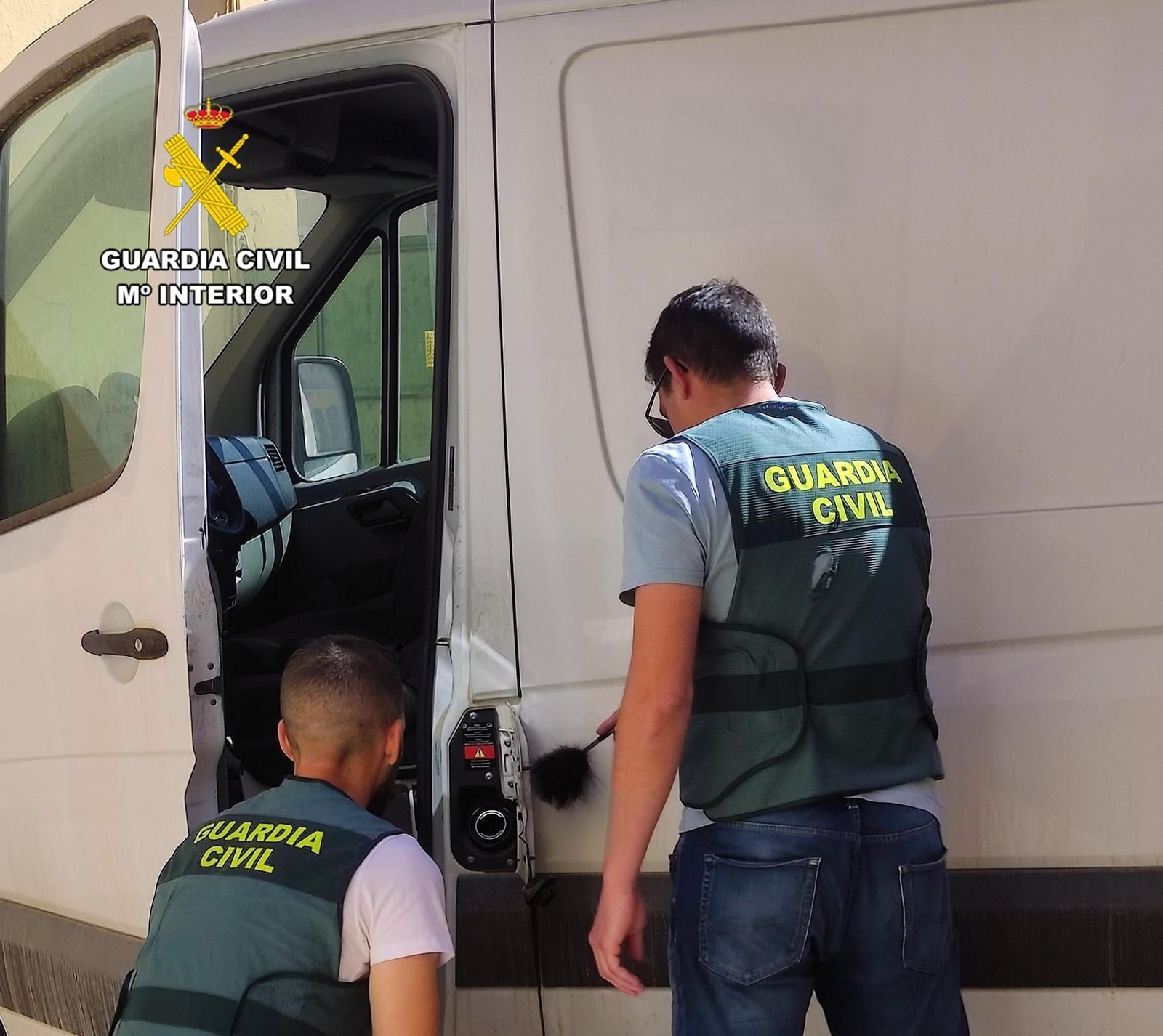 Detenido por robar gasoil en camiones y venderlo a taxistas sin licencia en Roquetas Detenido por robar gasoil en camiones y venderlo a taxistas sin licencia en Roquetas