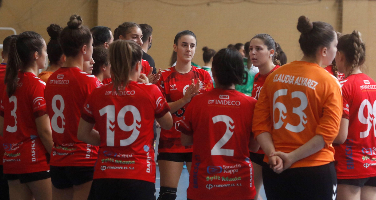 Las chicas del Deza Córdoba BM, en un tiempo muerto.