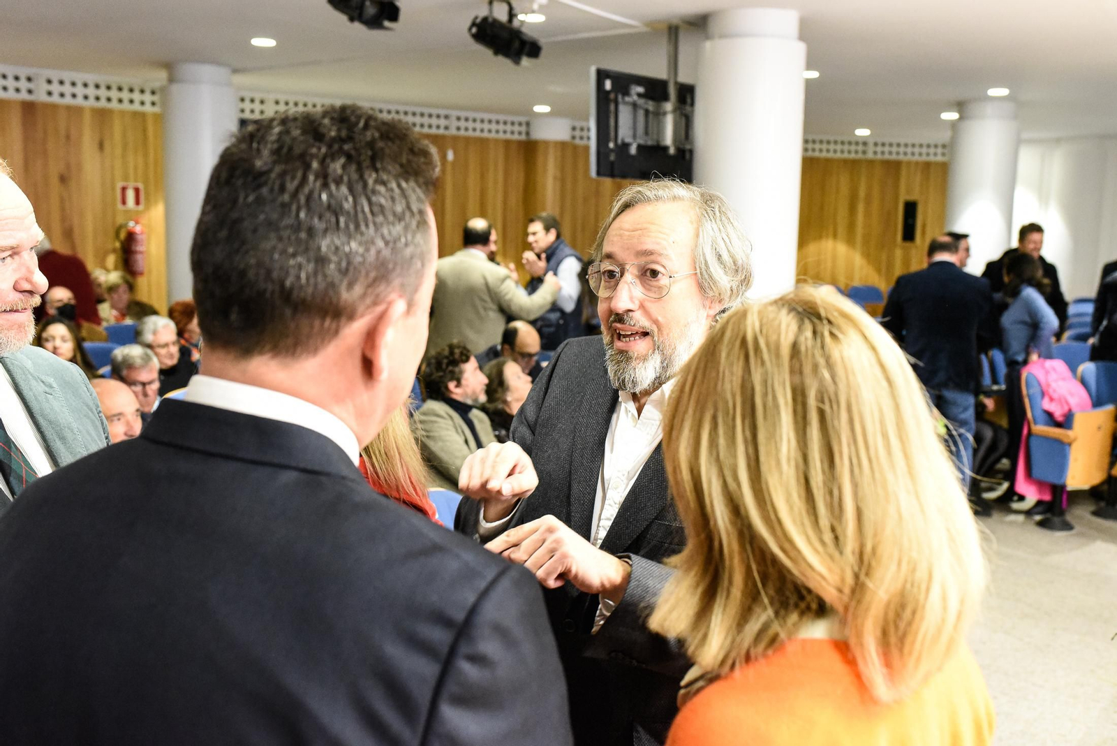 Imágenes de la presentación del libro de Juan Carlos Girauta  "Sentimentales, ofendidos, mediocres y agresivos"