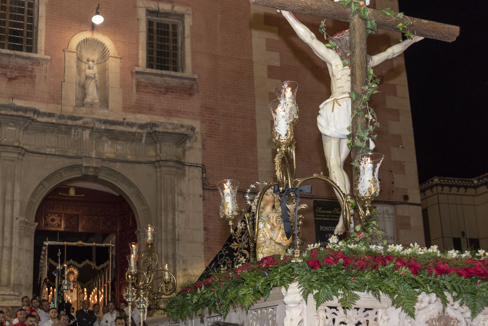 Imágenes de la procesión del Jueves Santo en Cuevas