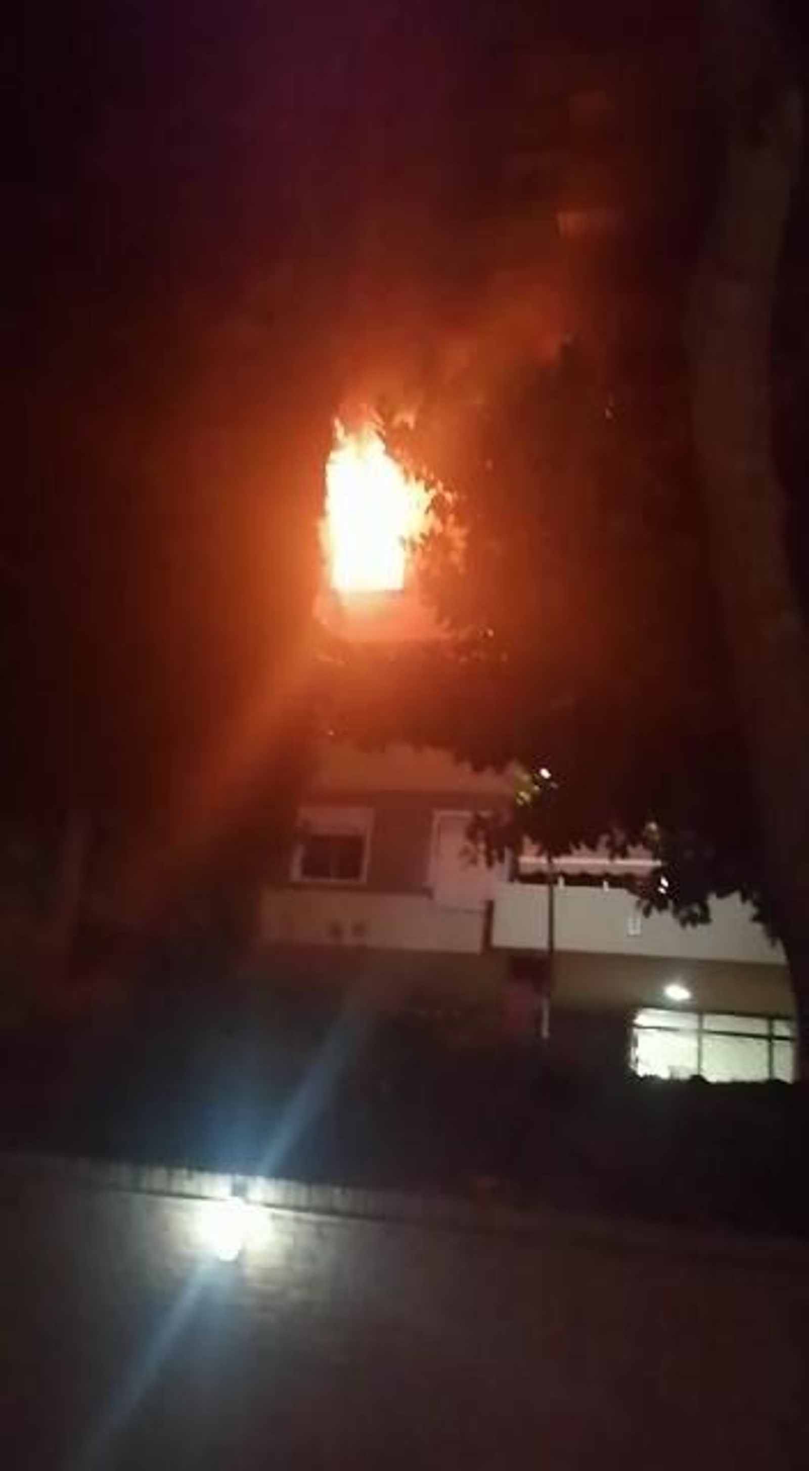 Incendio en un piso de El Palo, en Málaga.