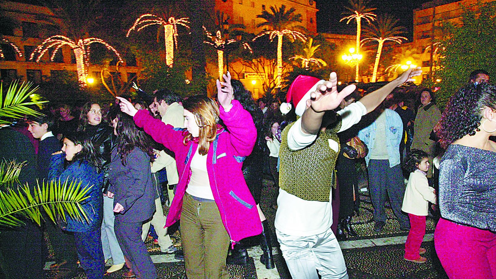 Una imagen de archivo de una fiesta de año nuevo en la Plaza del Arenal.