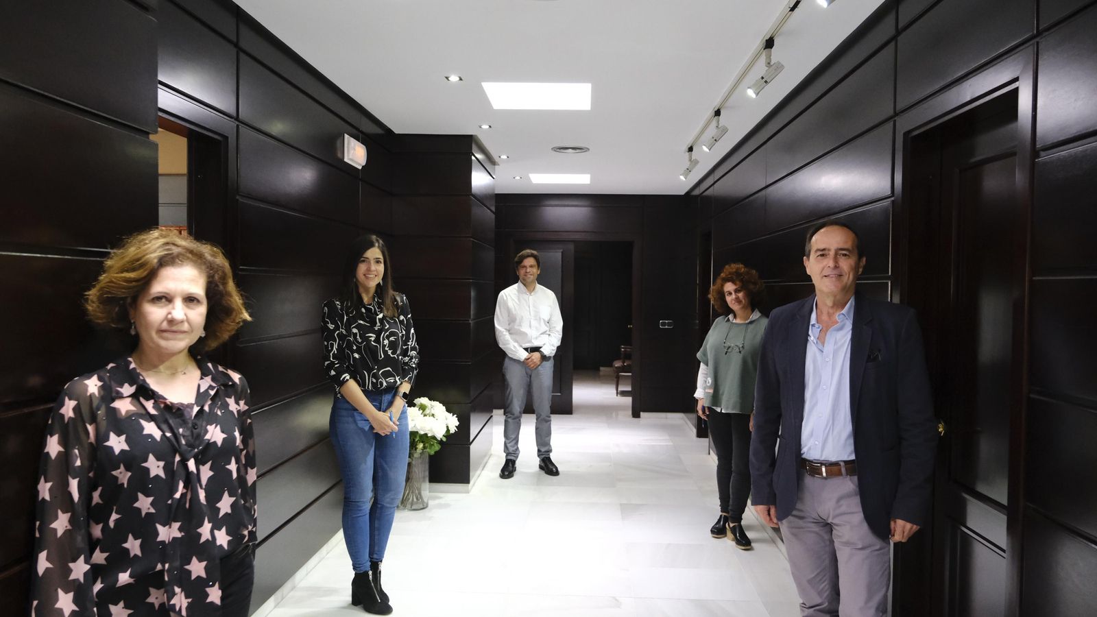 El equipo de Oliveros Estilo está compuesto por profesionales capaces de ofrecer un servicio integral en el ámbito de la construcción y reformas.