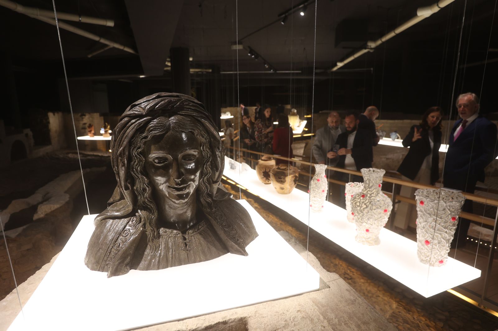 Exposición artesana en el castillo de San Jorge