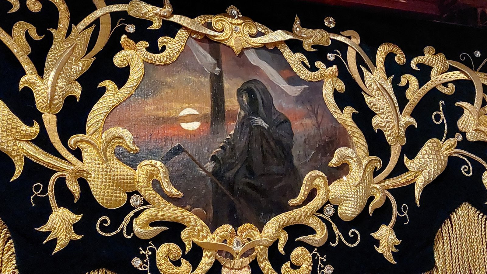 La exposición de estrenos de la Semana Santa, en imágenes