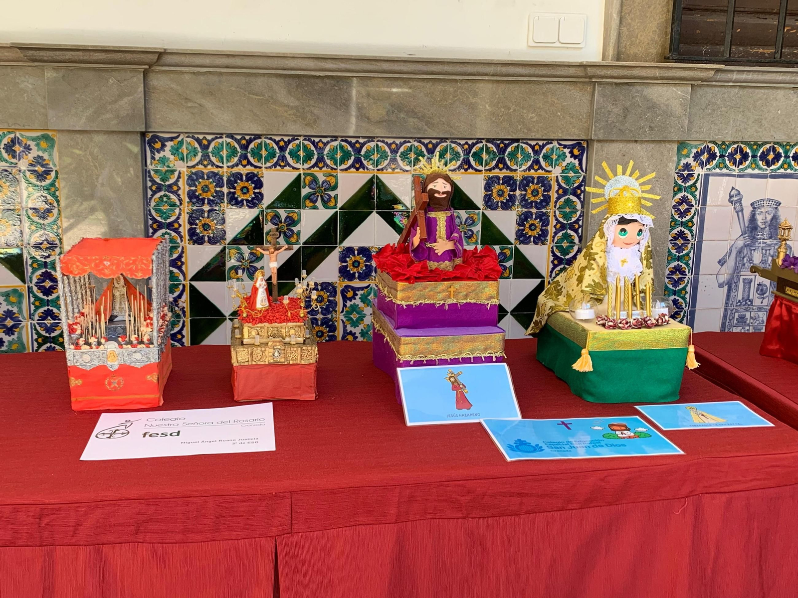 Las ‘mini-cofradías’ vuelven al Ayuntamiento de Granada