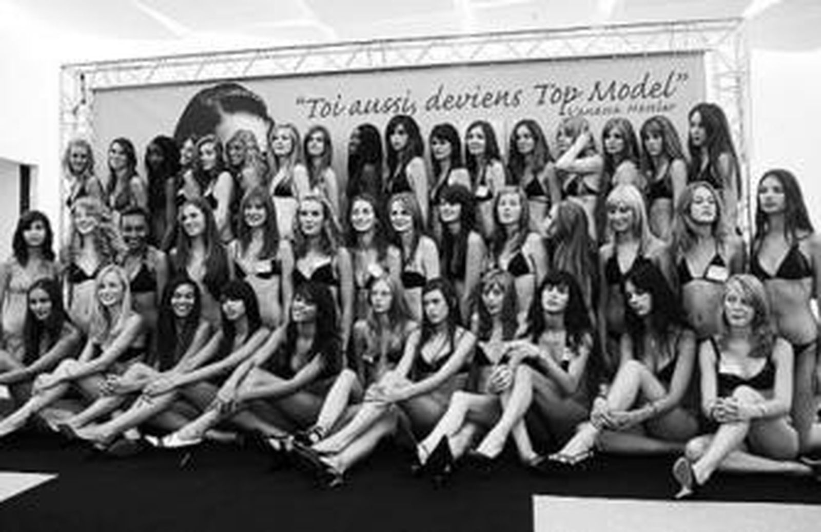 El teatro se viste de gala para una personal alfombra roja