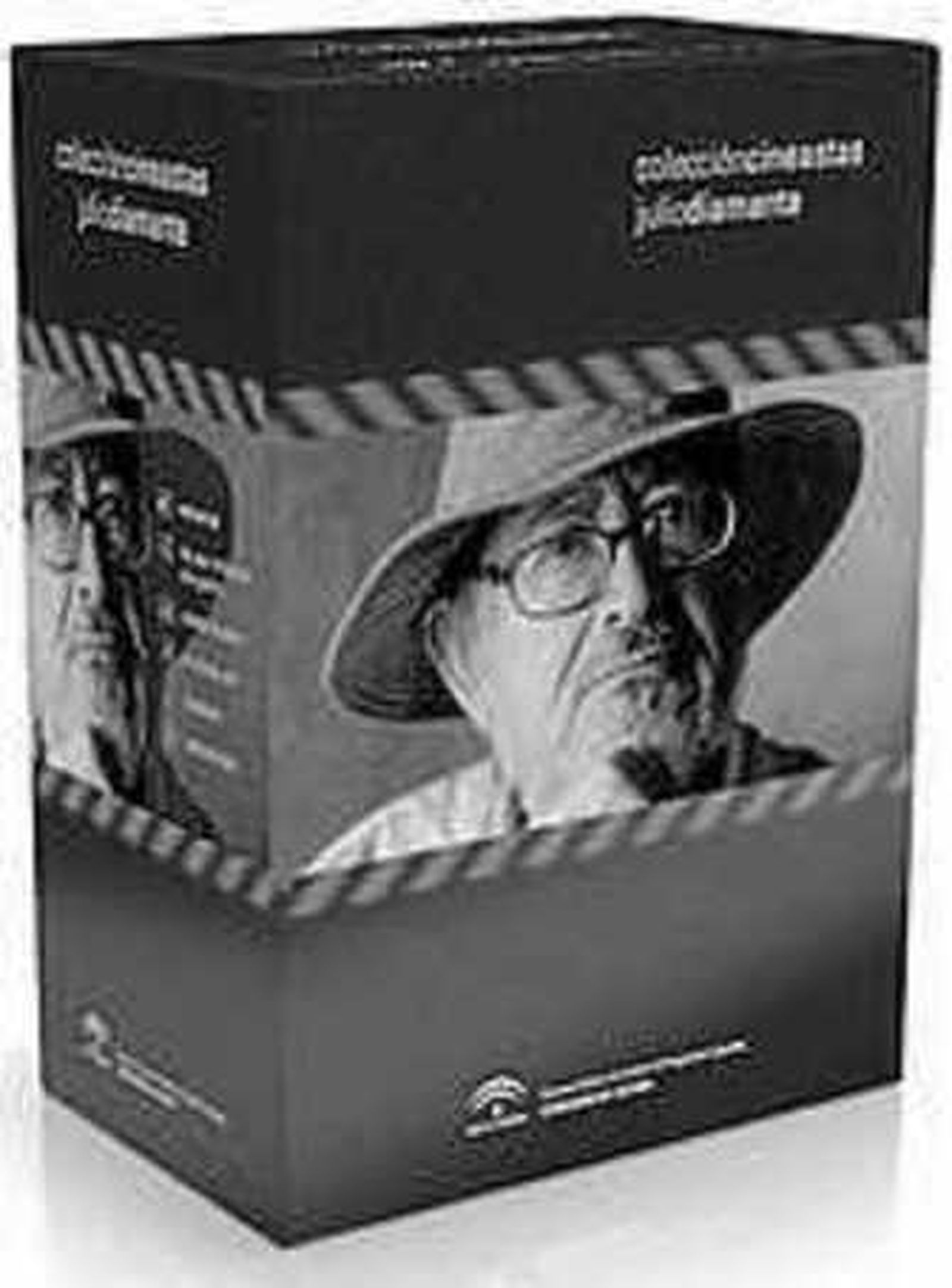 La comedia... de la amargura. Los germanófilos y francófilos caricaturizados que se enfrentan amablemente en Iberina, el pueblo ficticio donde transcurre esta película, bien pudieran ser trasuntos de esas dos Españas que llegaron a un punto sin retorno en 1936, y que aquí vuelven a enfrentarse  con aquel 'lejano' conflicto europeo como excusa.