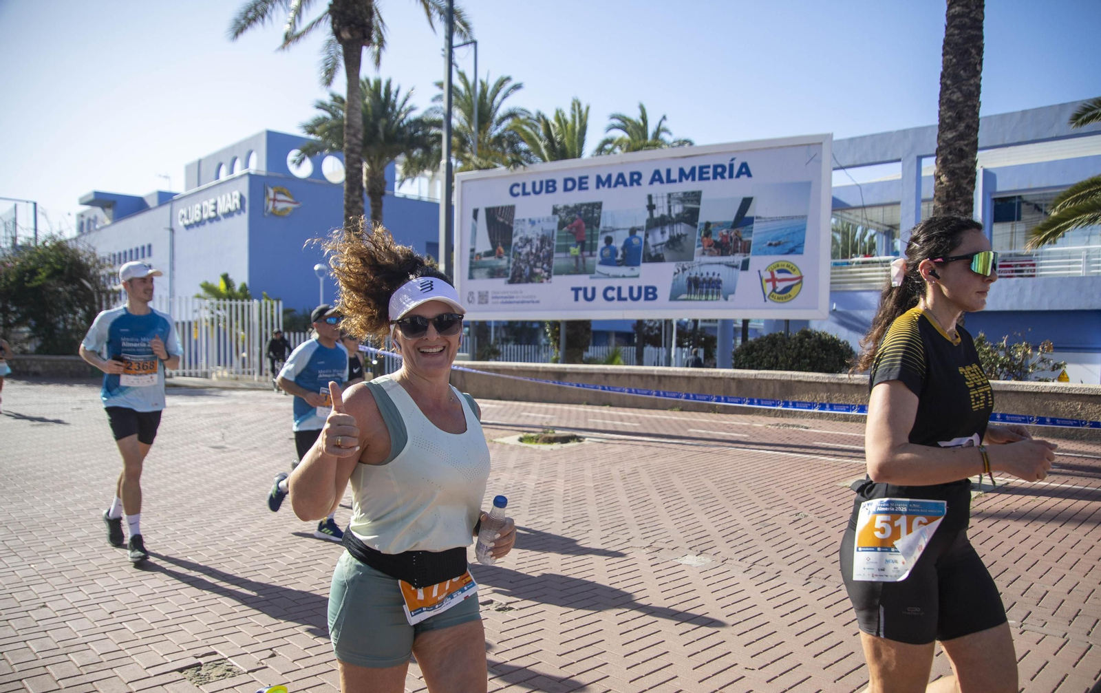 El Medio Maratón de Almería 2025, en imágenes