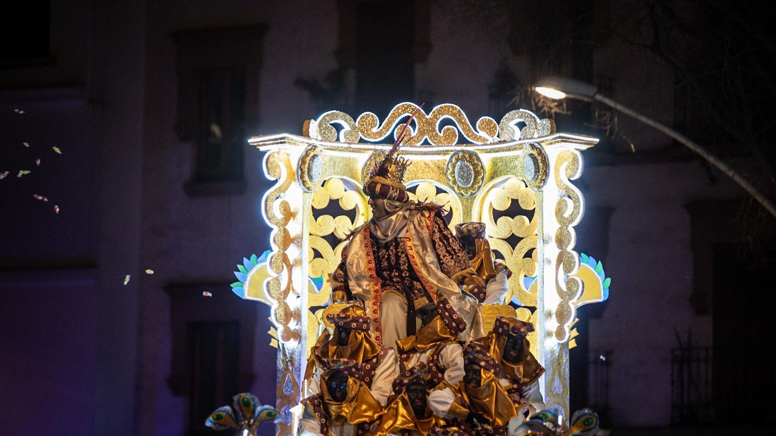 Las imágenes de la Cabalgata de los Reyes Magos en la Macarena