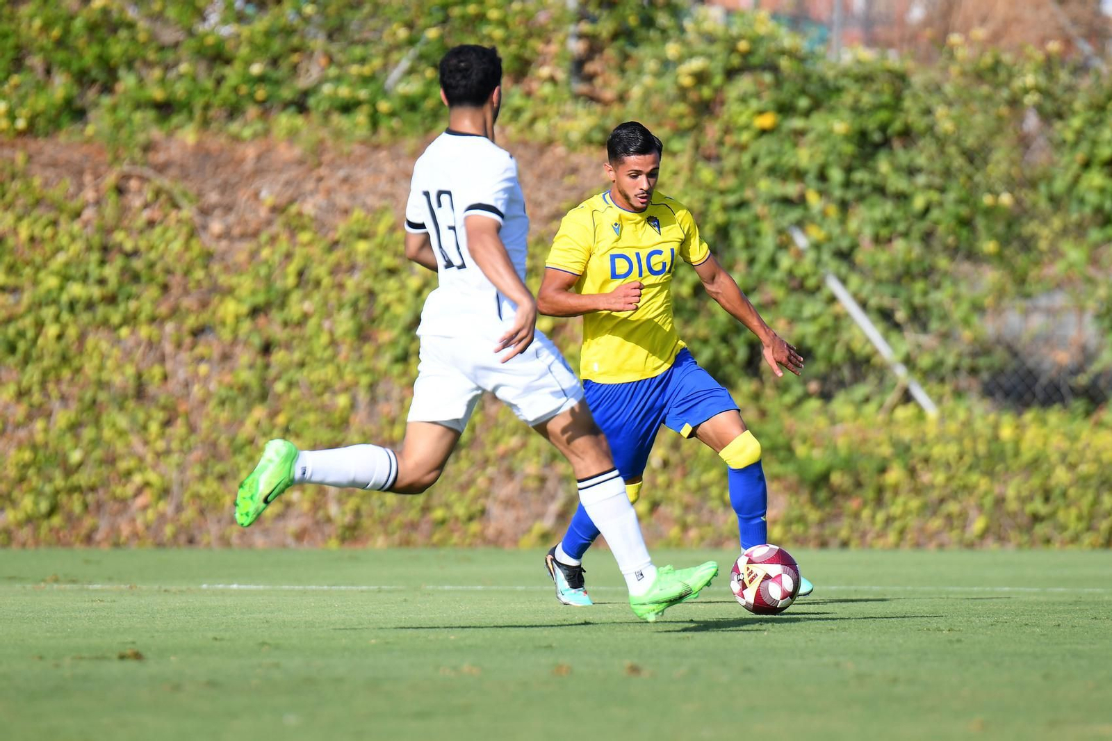 Raúl Pereira durante el partido contra el Al-Sadd. Raúl Pereira durante el partido contra el Al-Sadd.
