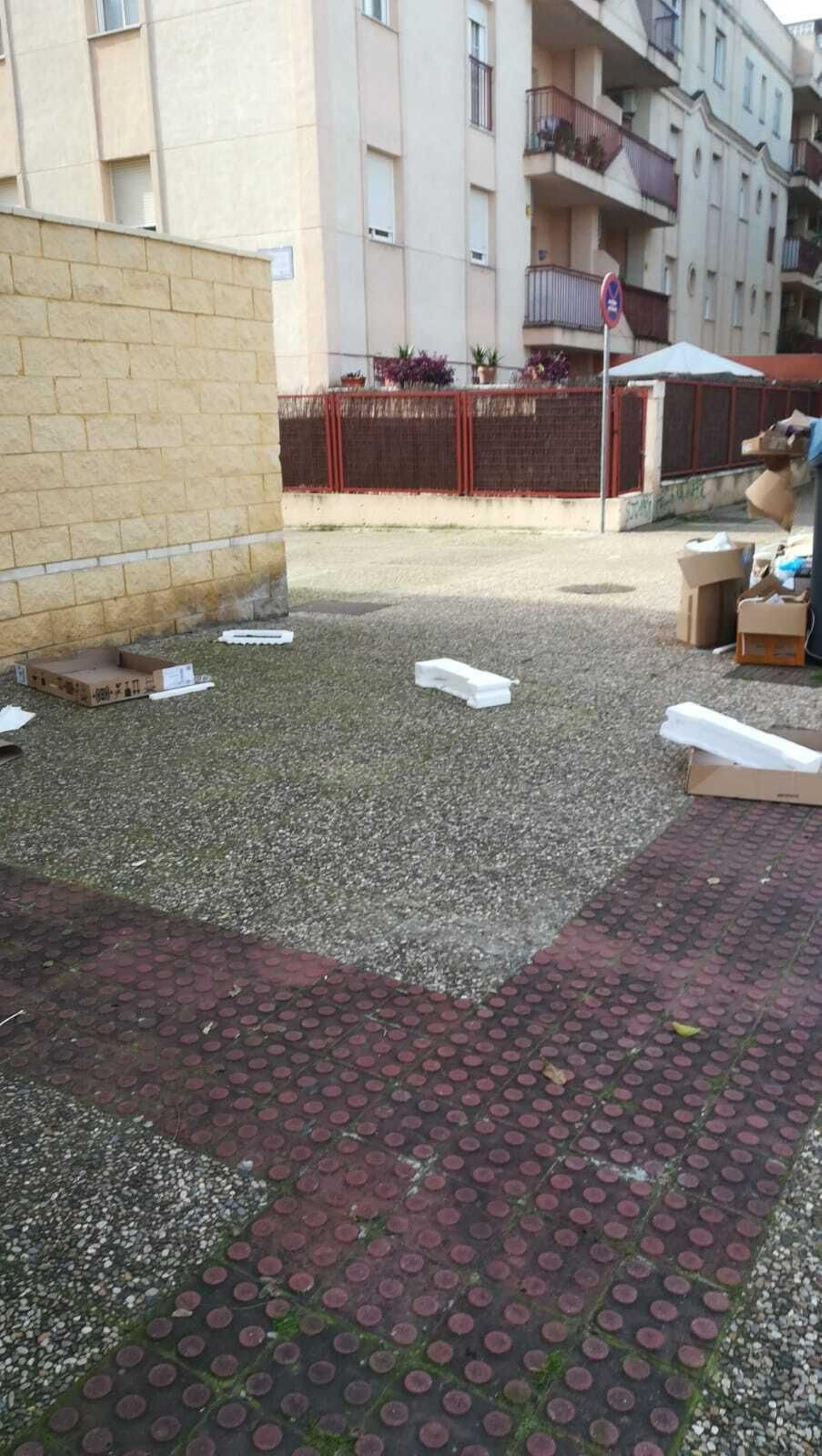 Quejas por la acumulación de basuras