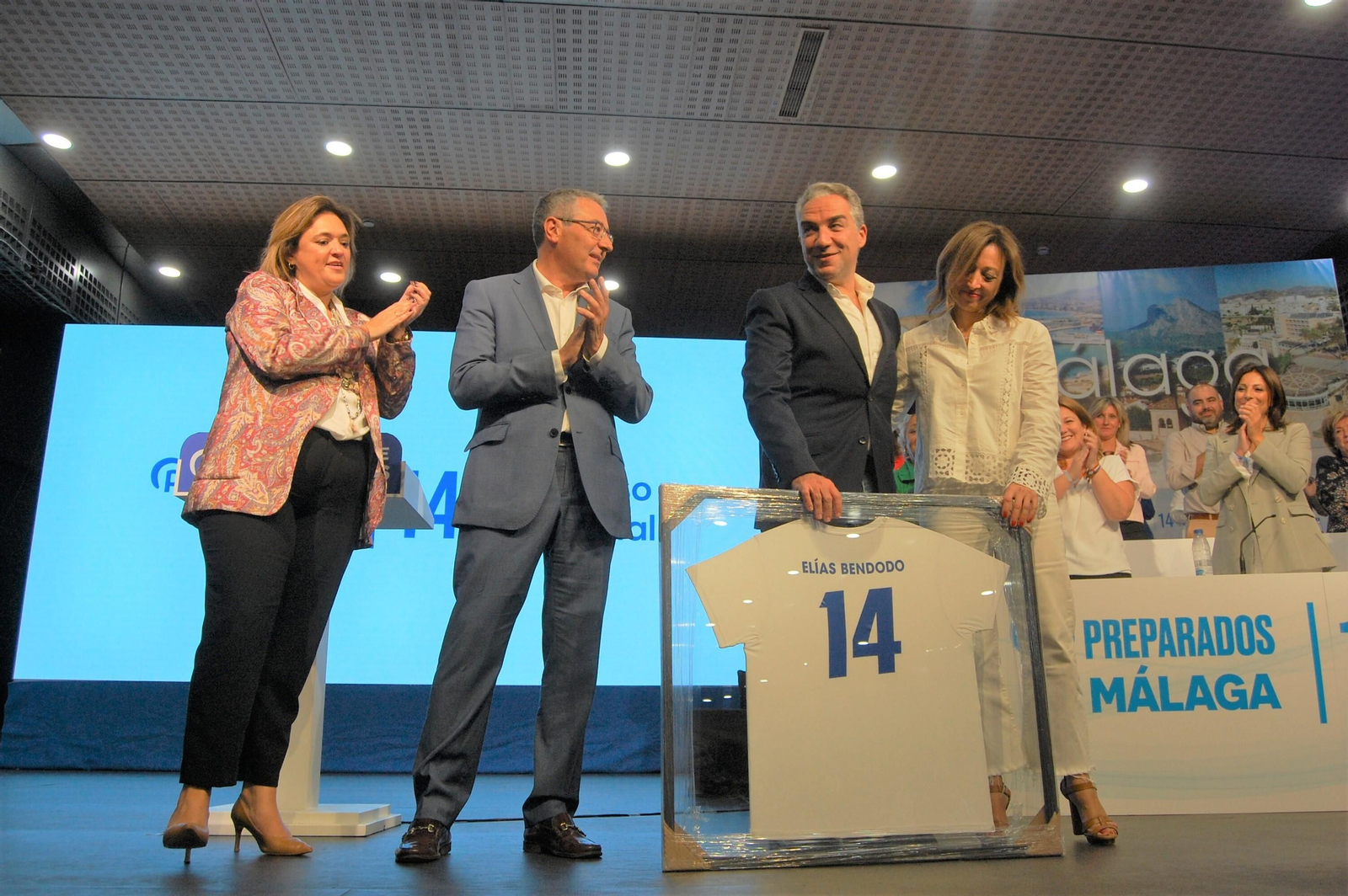 De izquierda a derecha, Margarita del Cid, Francisco Salado, Elías Bendodo y Patricia Navarro. De izquierda a derecha, Margarita del Cid, Francisco Salado, Elías Bendodo y Patricia Navarro.
