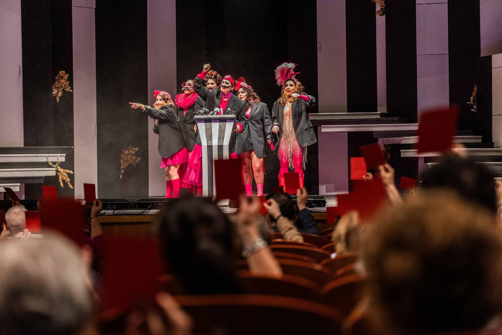 'Las asambleístas' llegan al Teatro de las Cortes de San Fernando 'Las asambleístas' llegan al Teatro de las Cortes de San Fernando