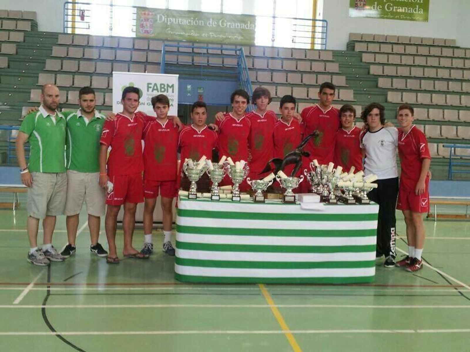 Uno de los equipos del Balonmano Padul.