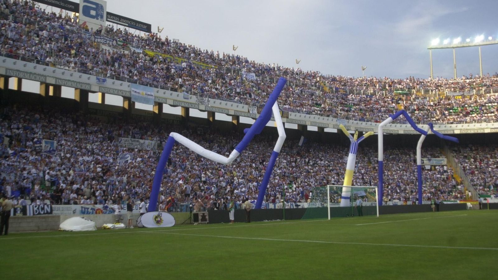 Afición del Recre en la final de la Copa del Rey. Afición del Recre en la final de la Copa del Rey.