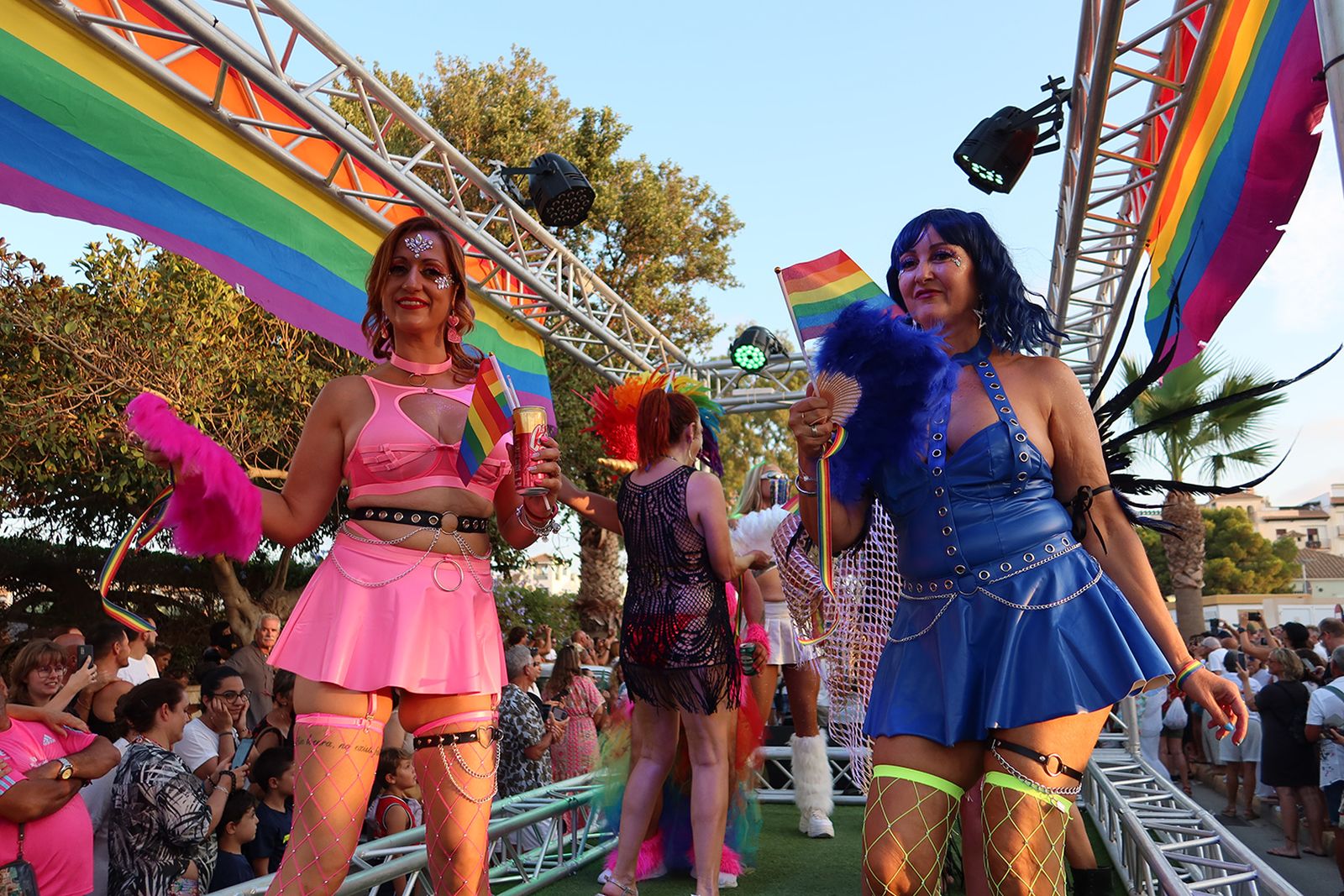 El desfile del Orgullo LGTBIQ de Vera Playa, en imágenes