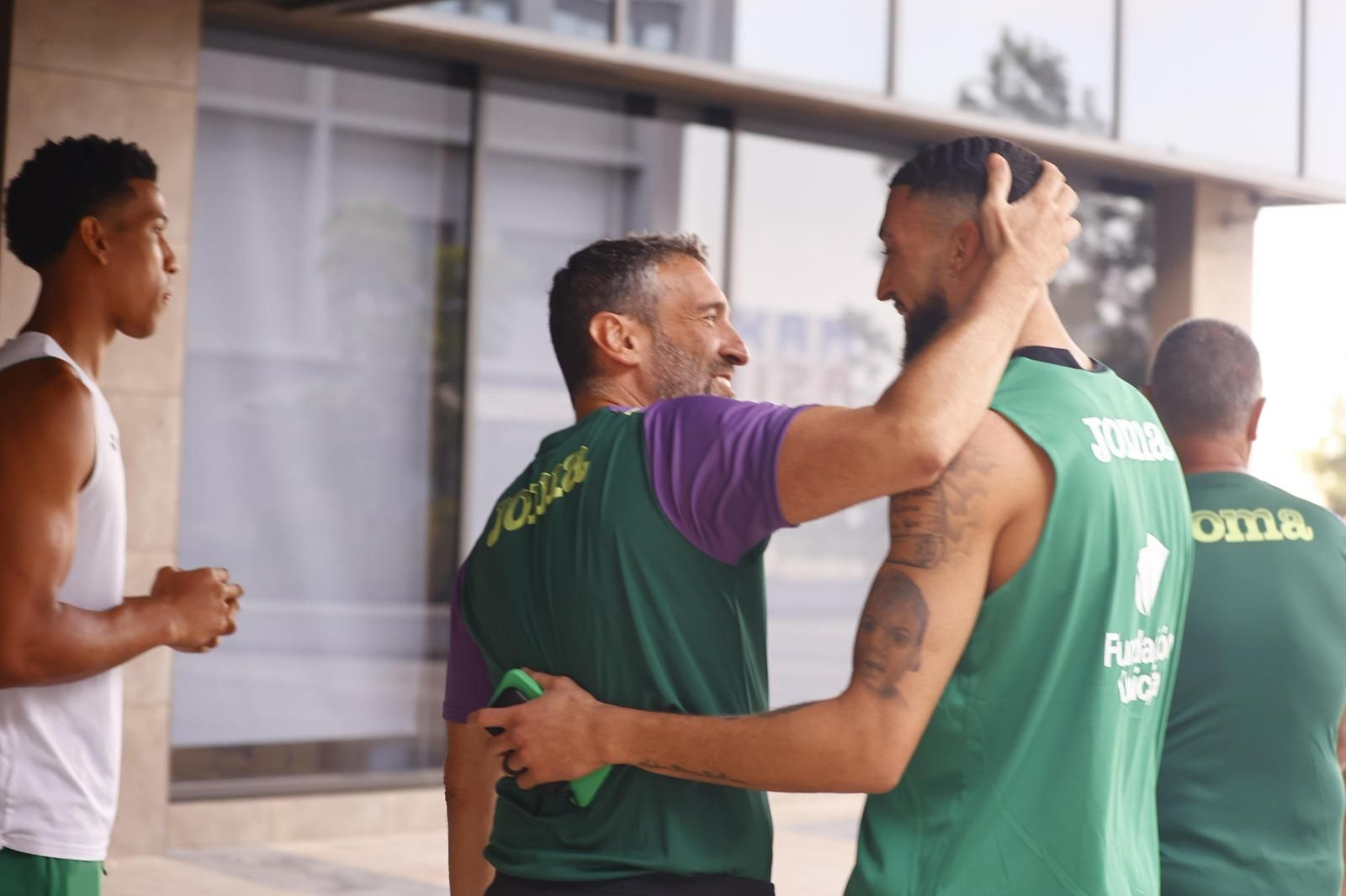 Chris Duarte, aura y carisma en su primer día con el Unicaja