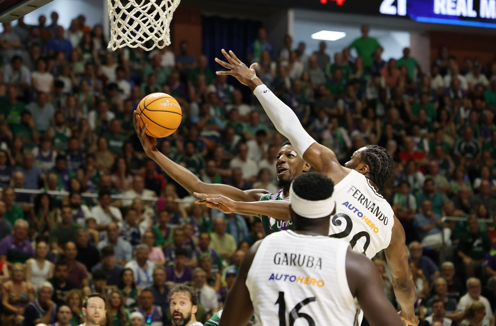 El Unicaja-Real Madrid, en fotos