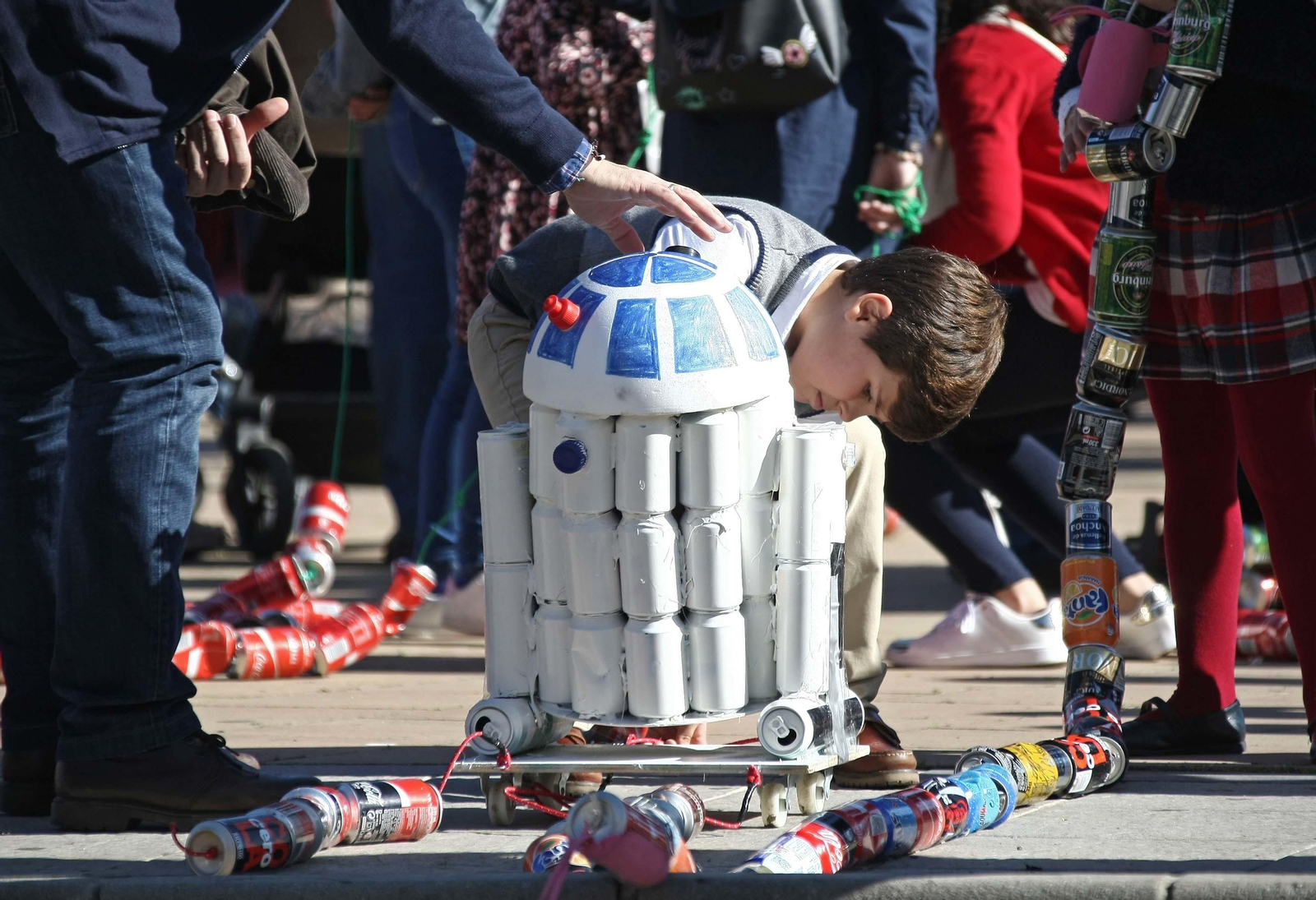 Arrastre de latas en Algeciras