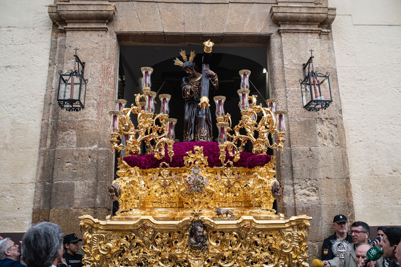 Las imágenes de la Hermandad de la Candelaria en la Semana Santa de Sevilla 2024