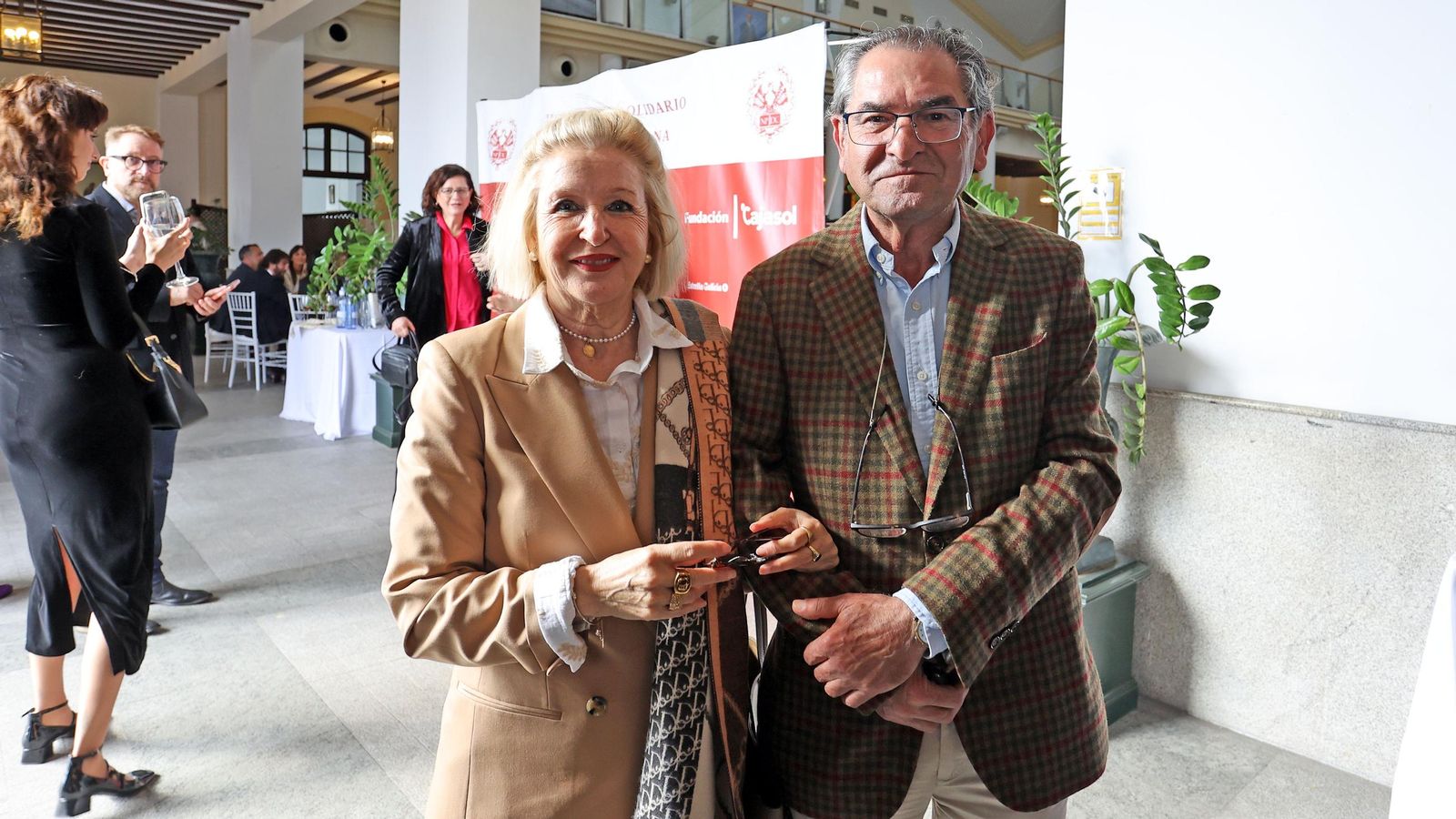 II Almuerzo Solidario de la Guardia Romana de la Hermandad del Transporte en Jerez