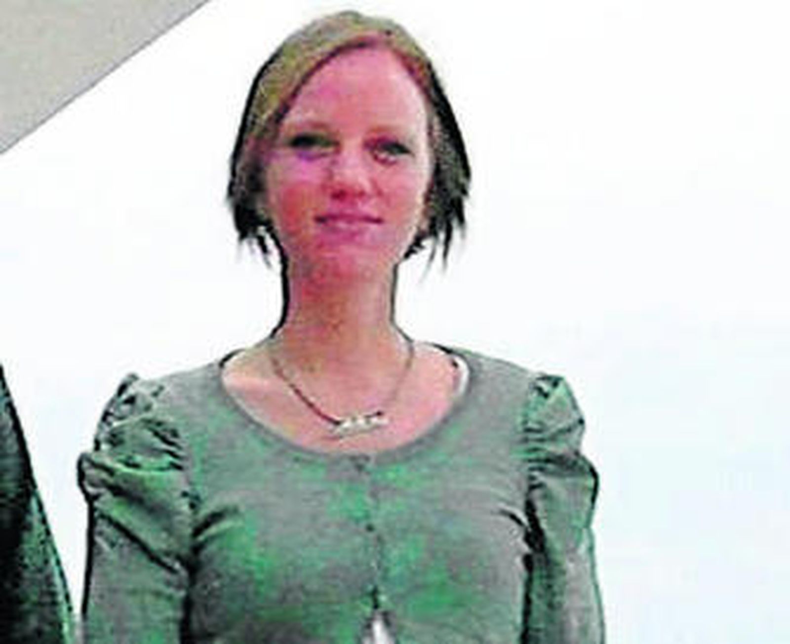 Jugar al dominó y saltar en casa ya no será motivo de sanción en Mojácar