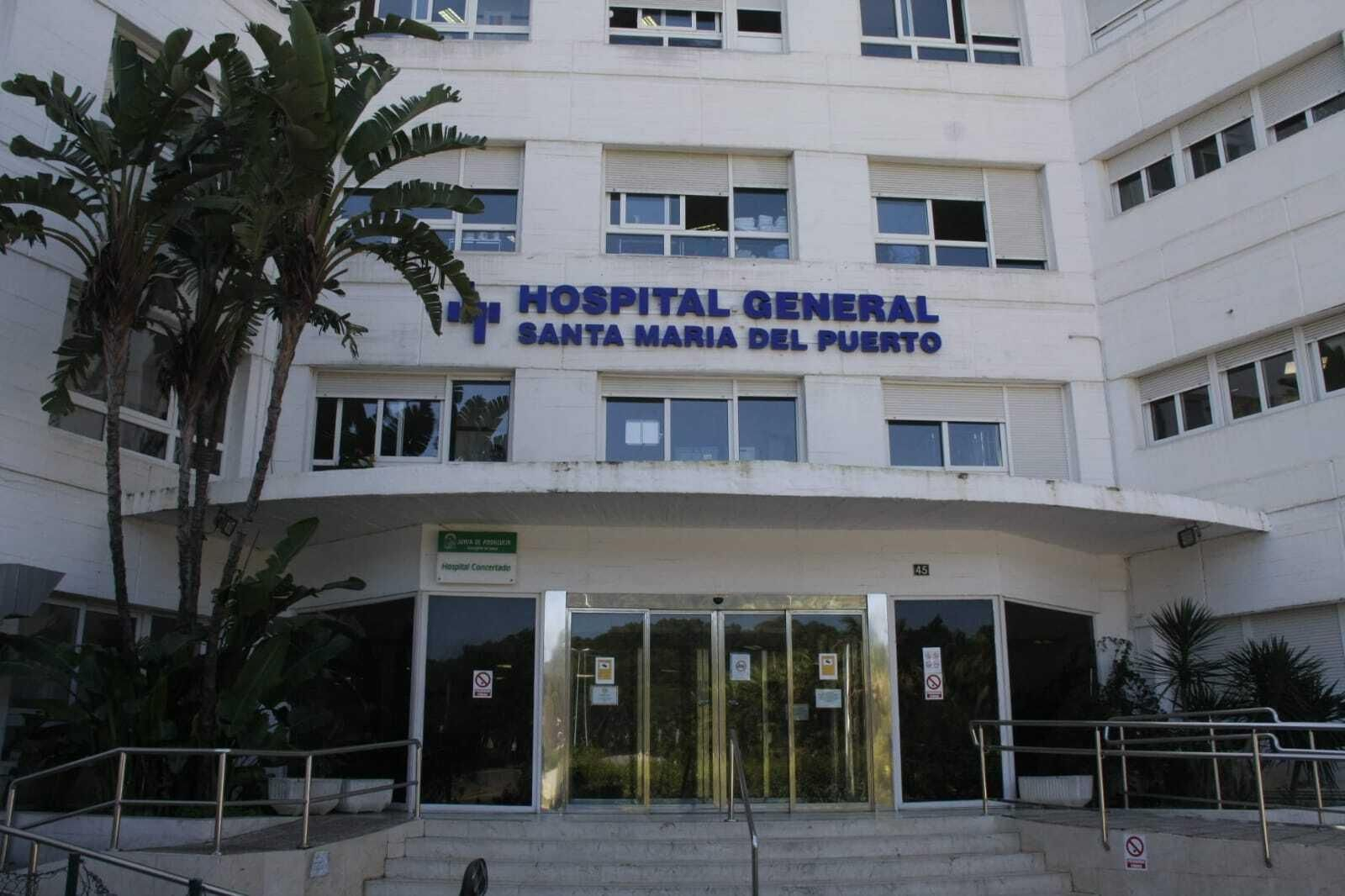 El hospital Santa María del Puerto, donde son atendidos los residentes enfermos.