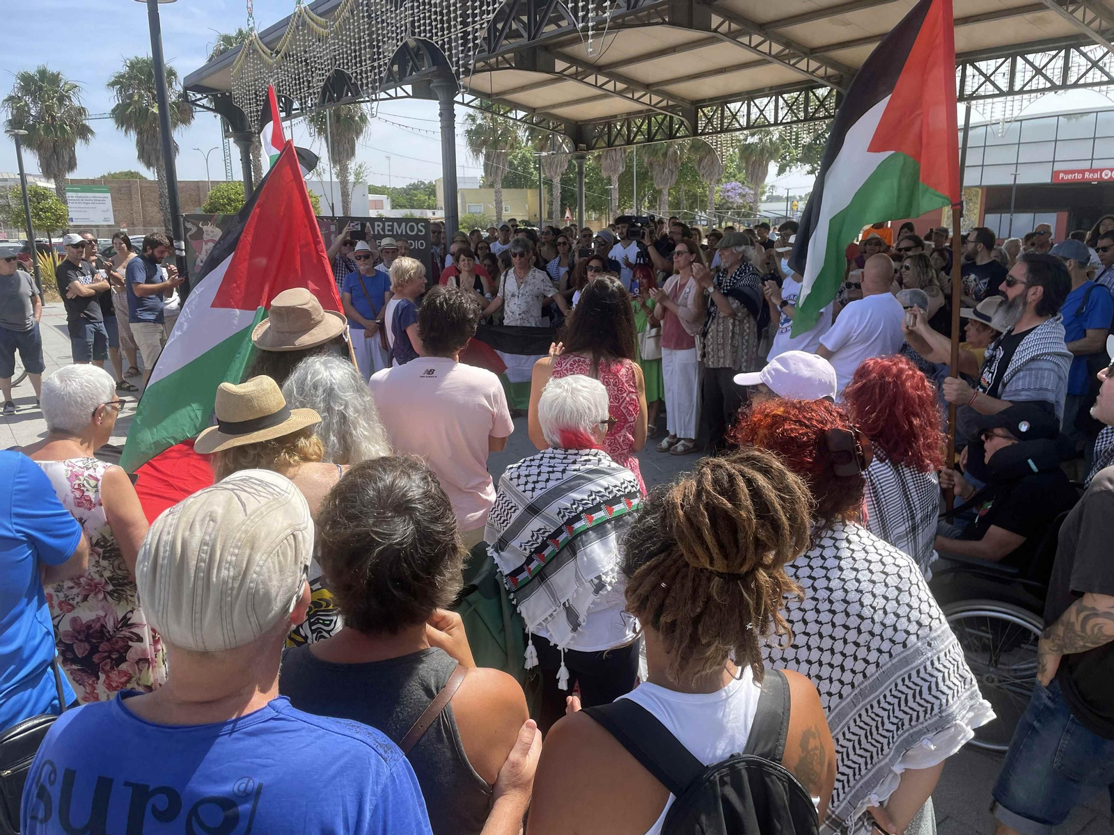 Concentración convocda por la Plataforma Puerto Real con Palestina Concentración convocda por la Plataforma Puerto Real con Palestina