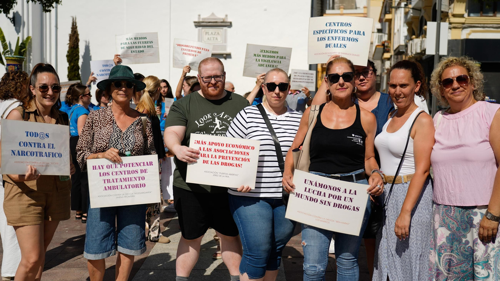 Fotos de la concentración de Alternativas por el Día Mundial sin Drogas