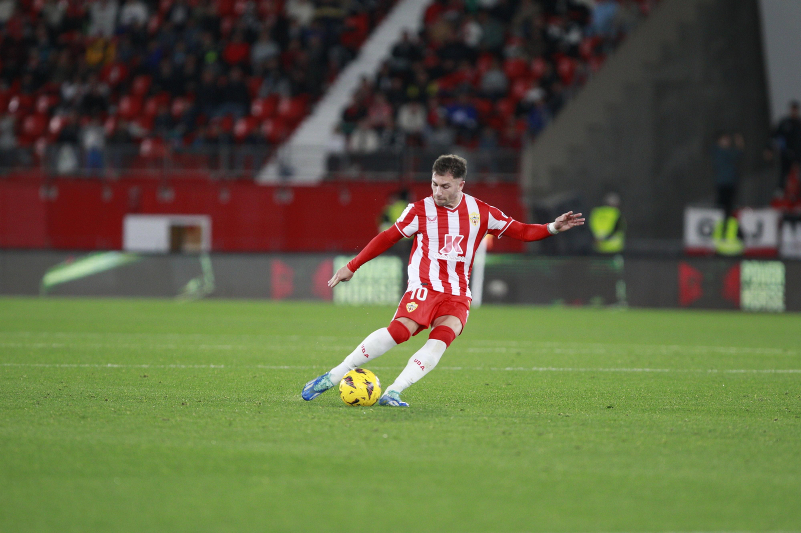 Imágenes del partido U.D. Almería-Deportivo Alavés