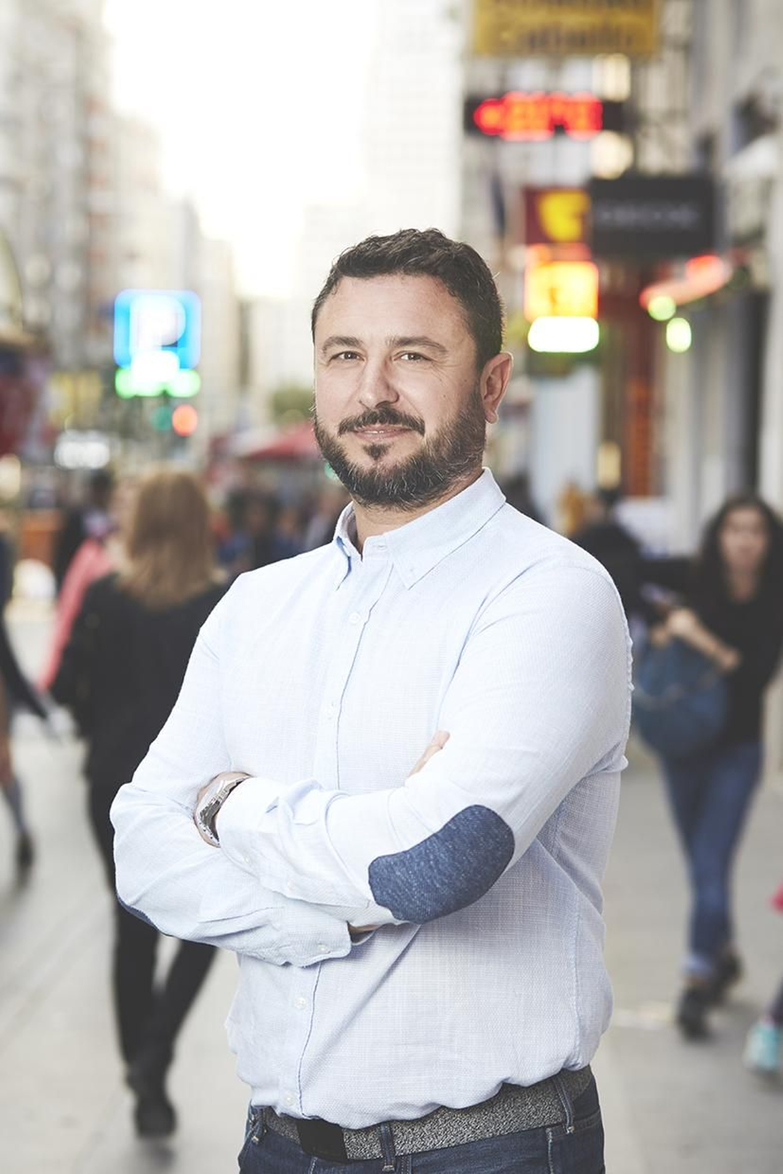 El periodista y escritor sevillano Juan Miguel Baquero.