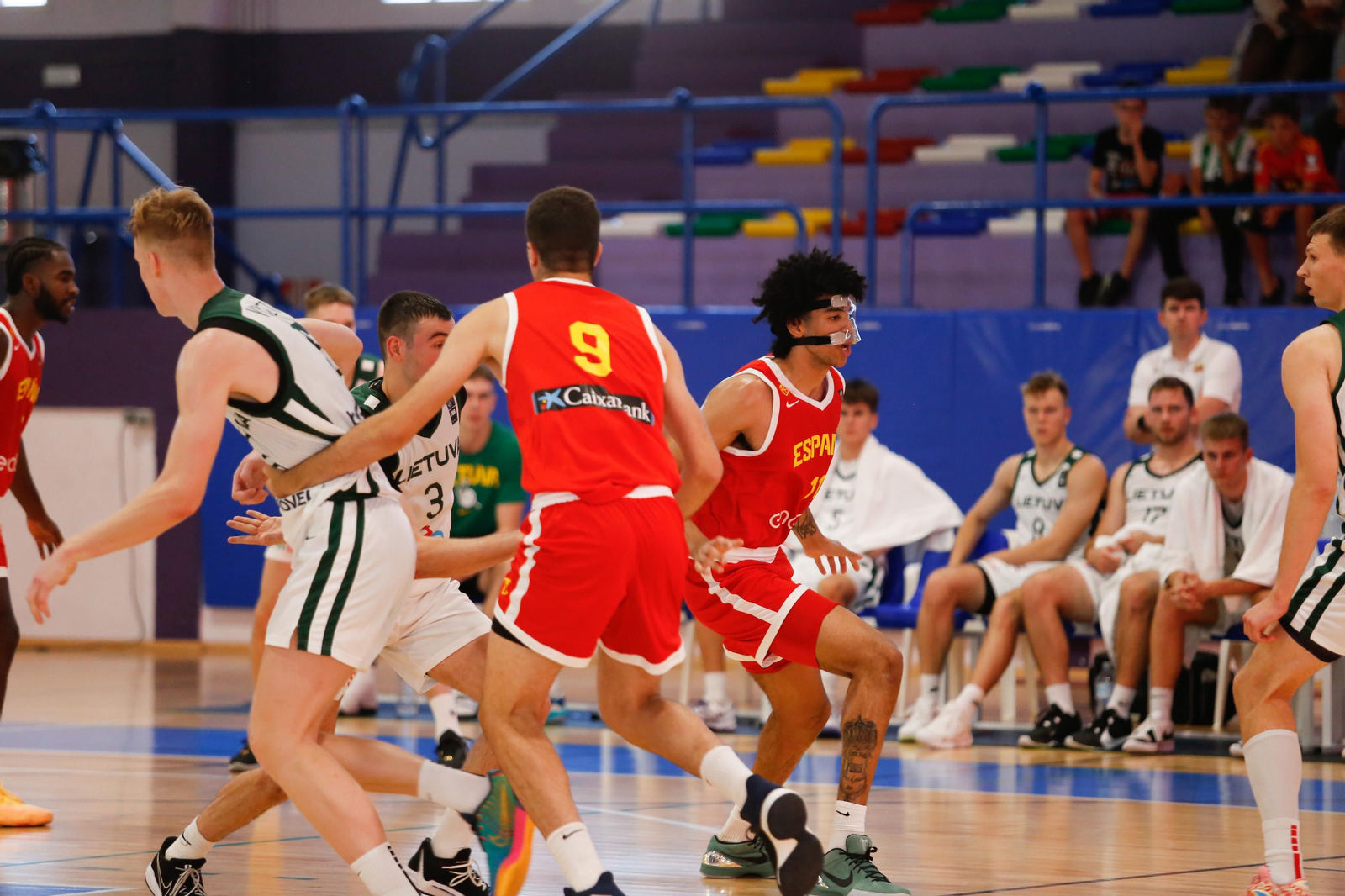 Las fotos de la segunda jornada del torneo Internacional U20 de baloncesto de La Línea