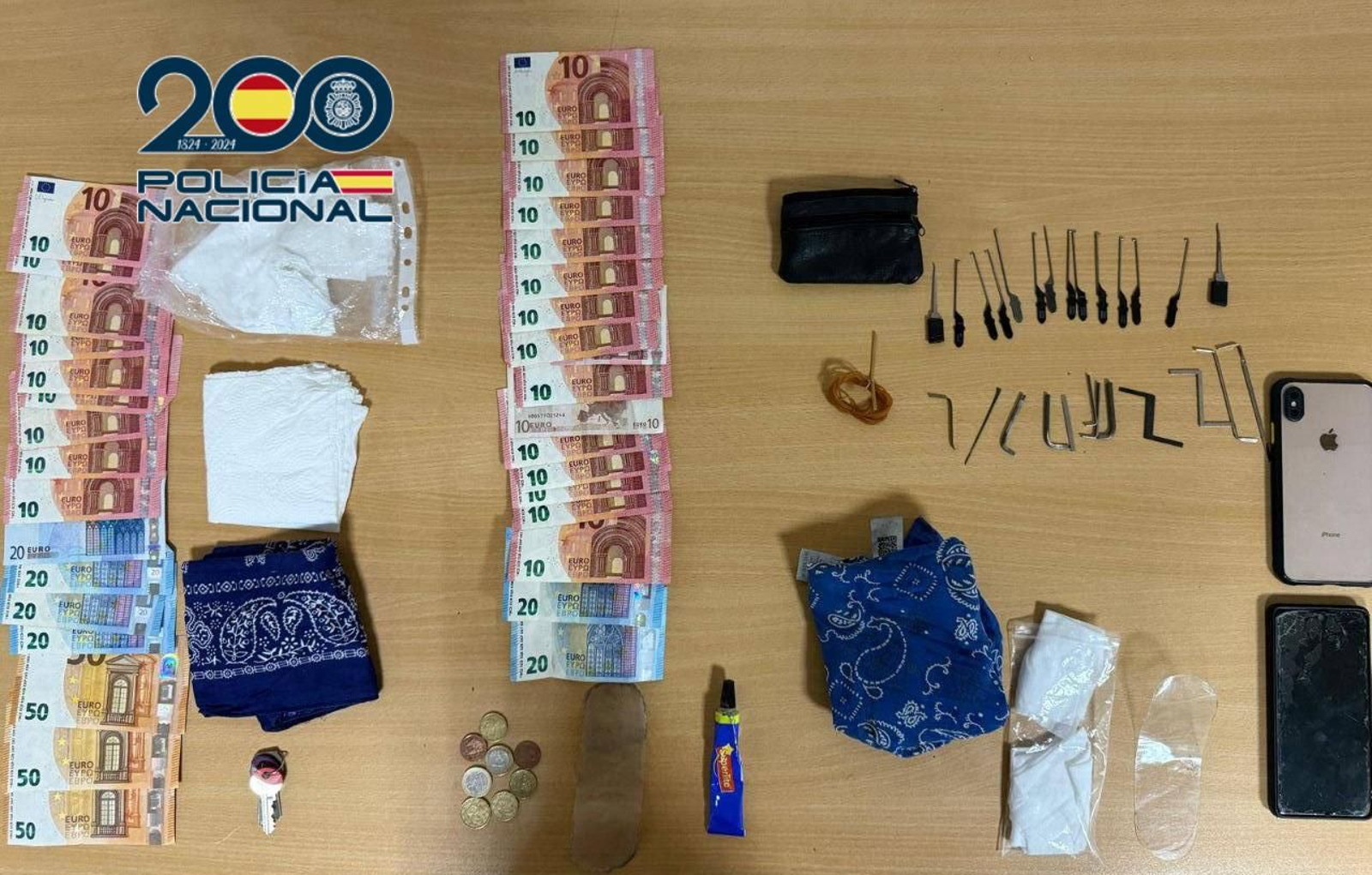 Material intervenido por la Policía Nacional tras el robo.