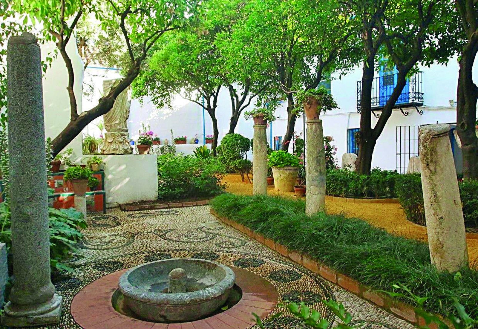 Guía de los Patios: Plaza Del Potro