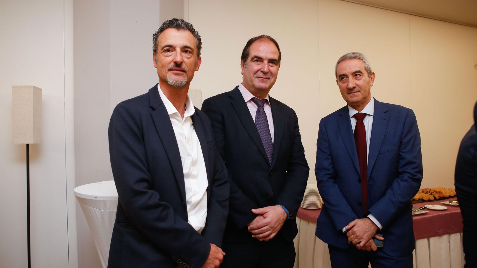 Fotos del Desayuno Coloquio de Europa Sur y el Propeller Club de Algeciras con Benito Núñez Quintanilla