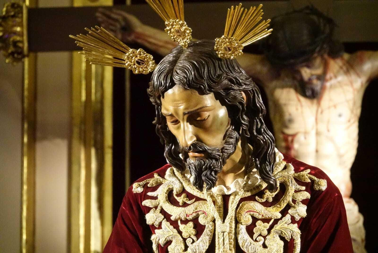 La veneración 'El verbo encarnado' en la Catedral de Málaga, en fotos