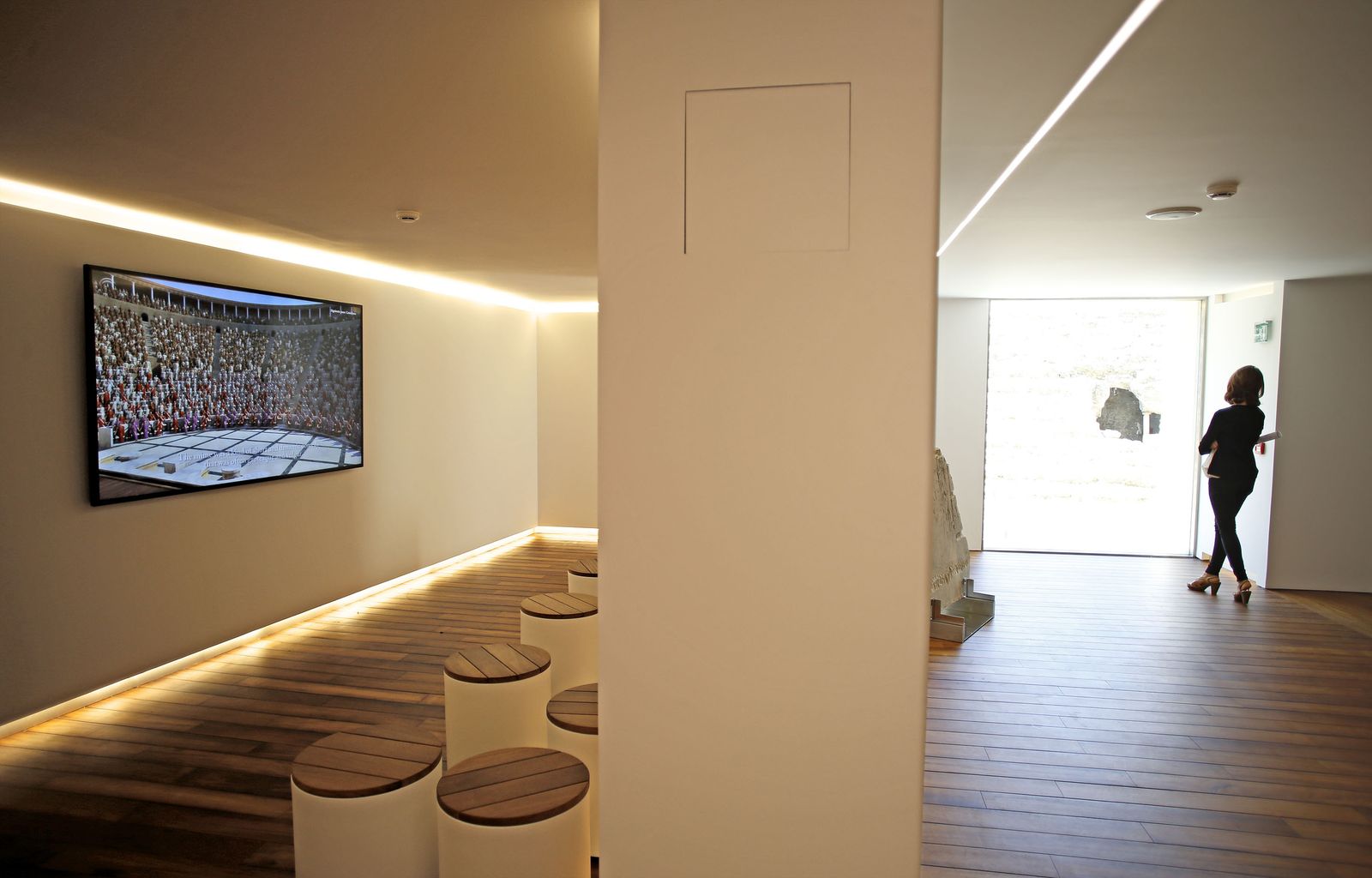 Visitas al centro del Teatro Romano