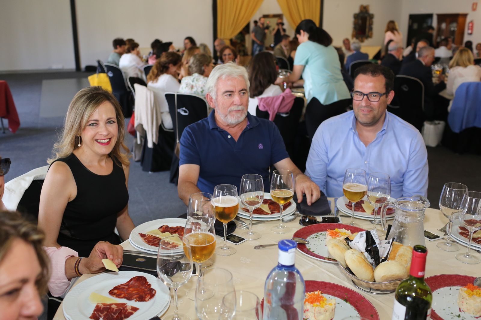 Almuerzo de despedida de Lucía Vizcaya  jefa de la Oficina de Extranjeros en imágenes