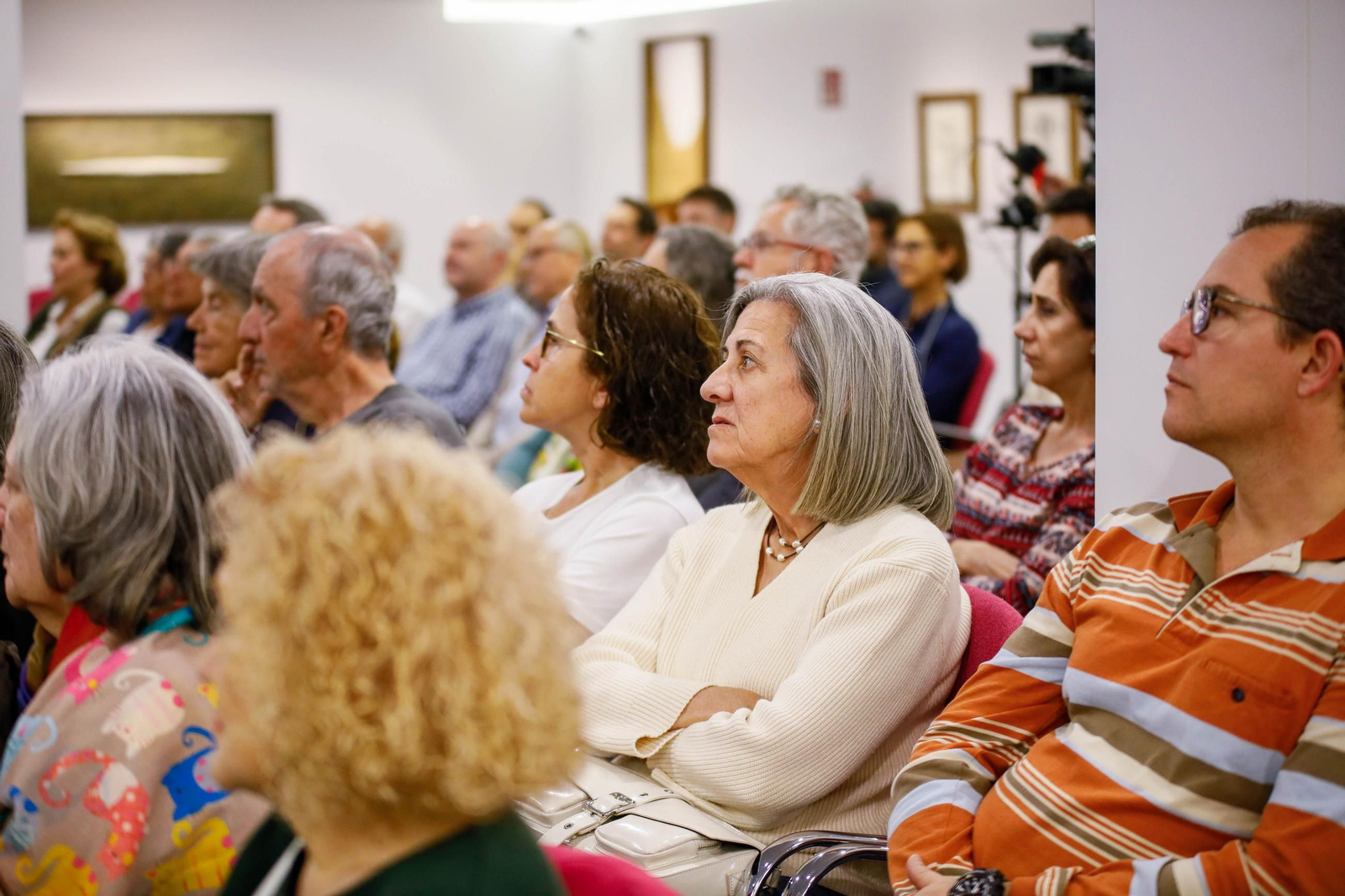 Semana de la Cultura UAL en Fundación Unicaja de Almería con Juan Luis Cano experto en defensa planetaria, en imágenes