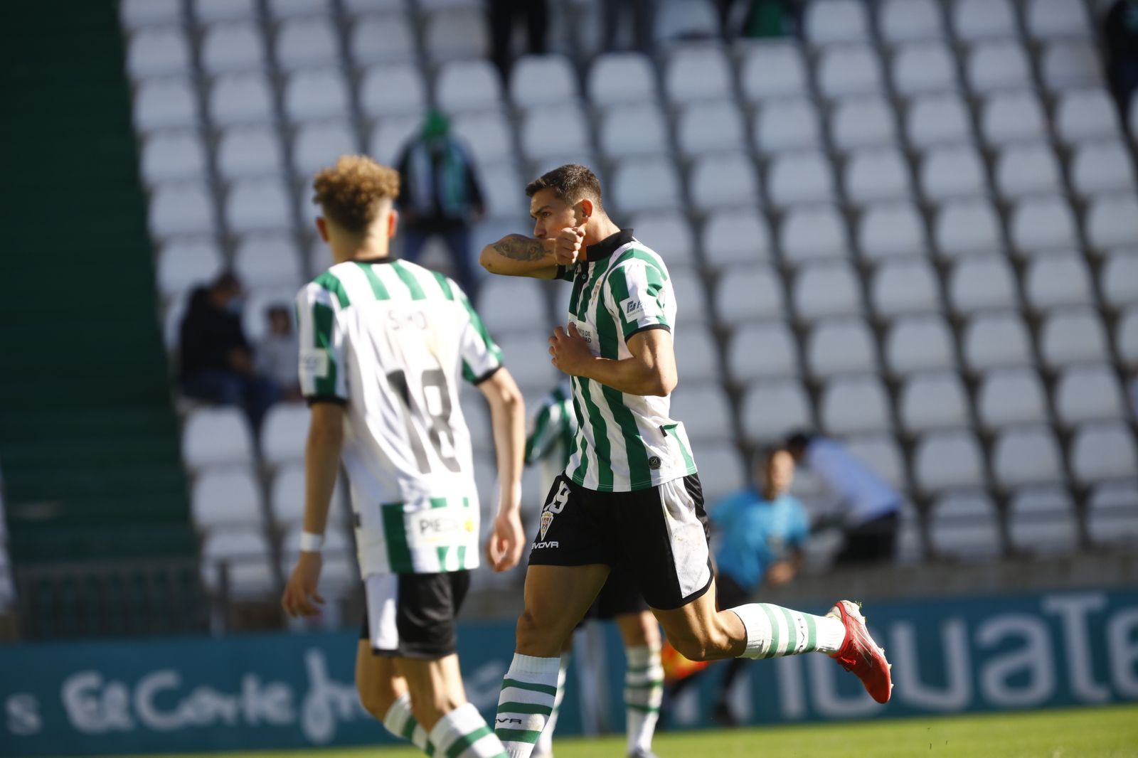 Las imágenes del triunfo del Córdoba CF ante el Panadería Pulido