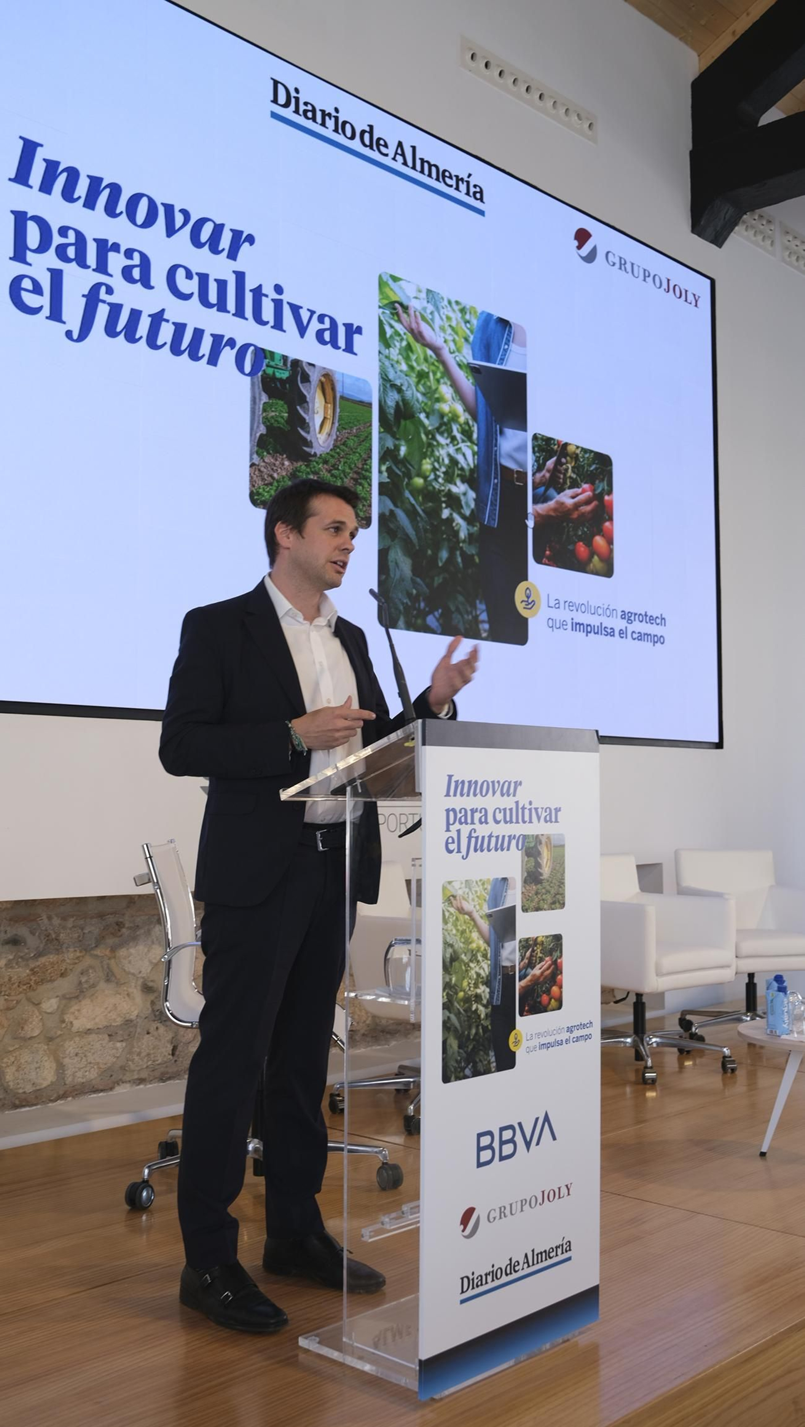 Imágenes de la Jornada BBVA-Grupo Joly 'Revolución Agrotech en el Campo', en Almería