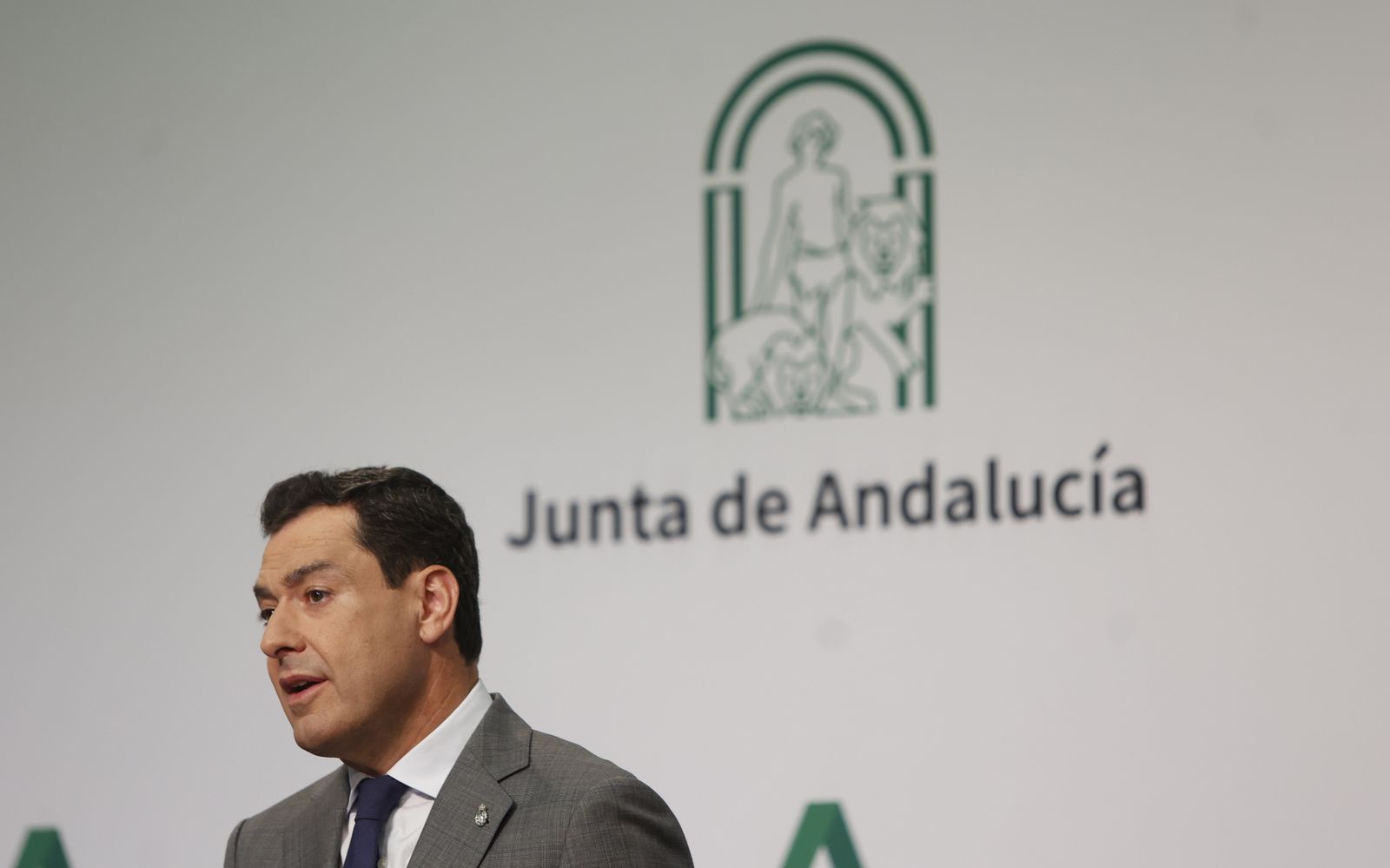 Juanma Moreno anuncia su nuevo Gobierno en el Palacio de San Telmo