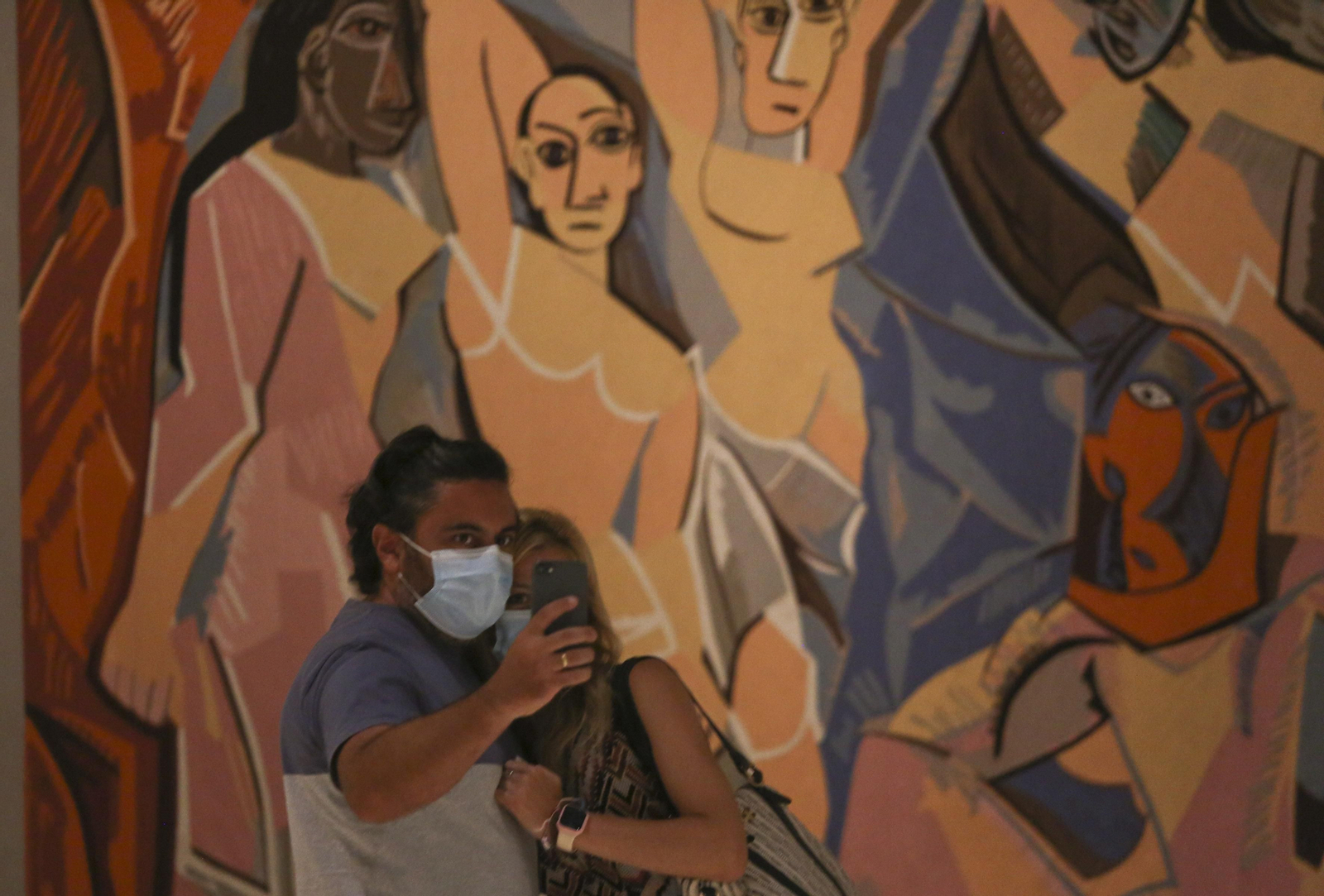 Colas en Málaga para celebrar el Día Mundial del Turismo