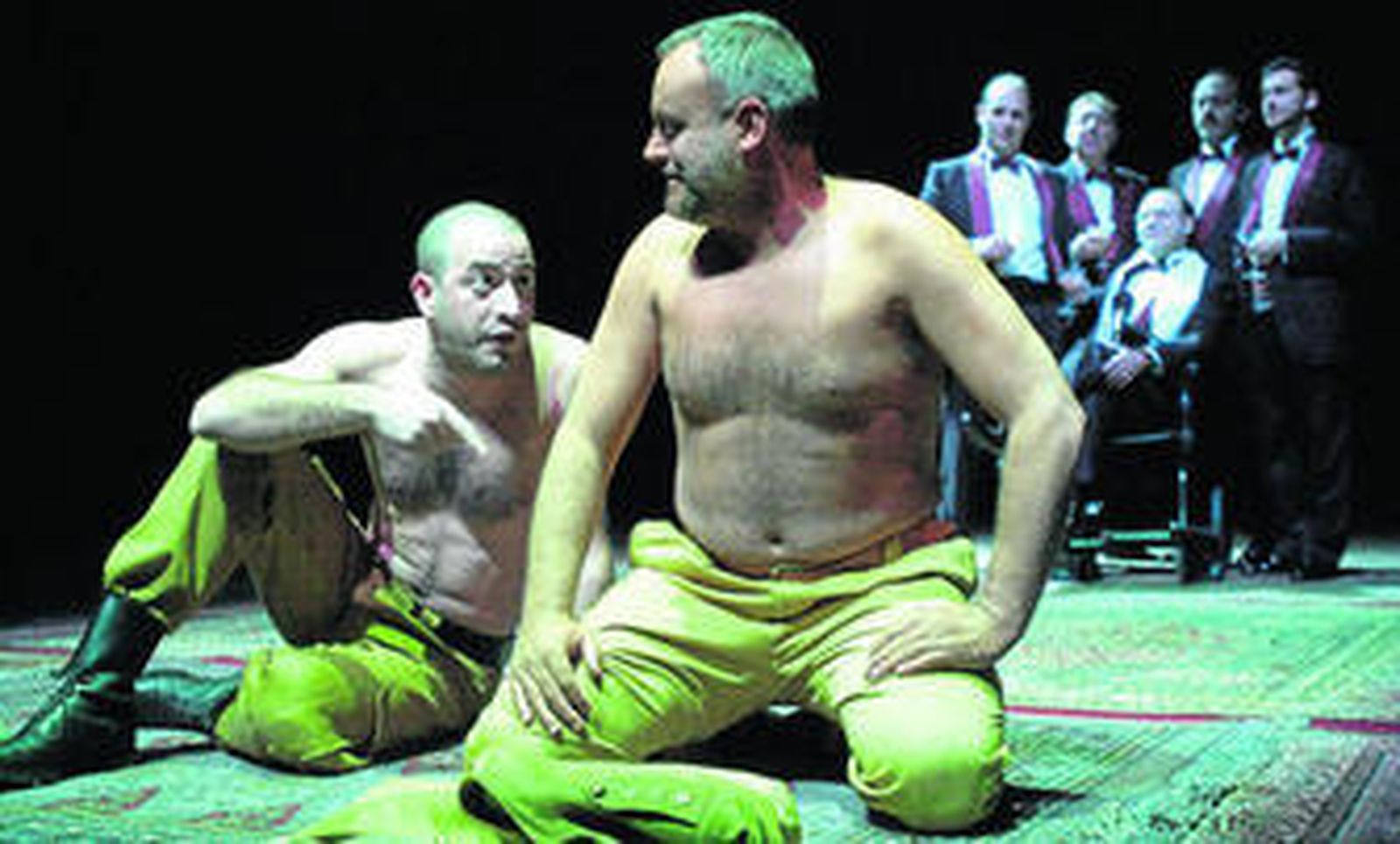 Juanma Lara y Antonio Garrido en 'Otelo, el moro', producción del Centro Andaluz de Teatro de 2001.