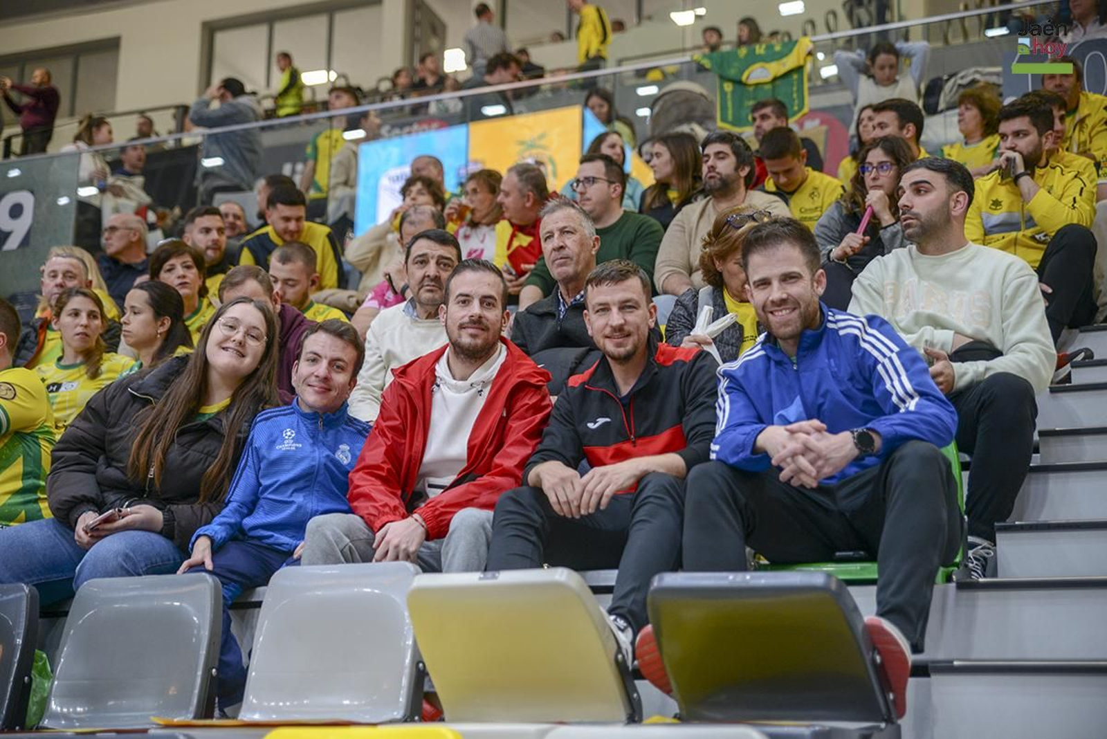 Búscate en las gradas del Olivo Arena en el Jaén Paraíso Interior - Inter Movistar