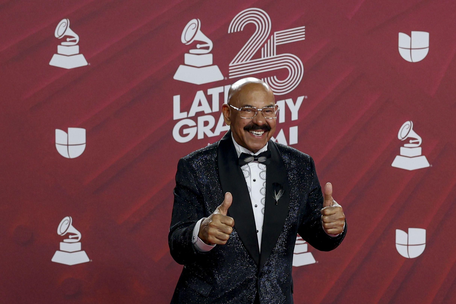Todos los famosos, tendencias y curiosidades en la alfombra roja de la 25 edición de los Grammy Latinos