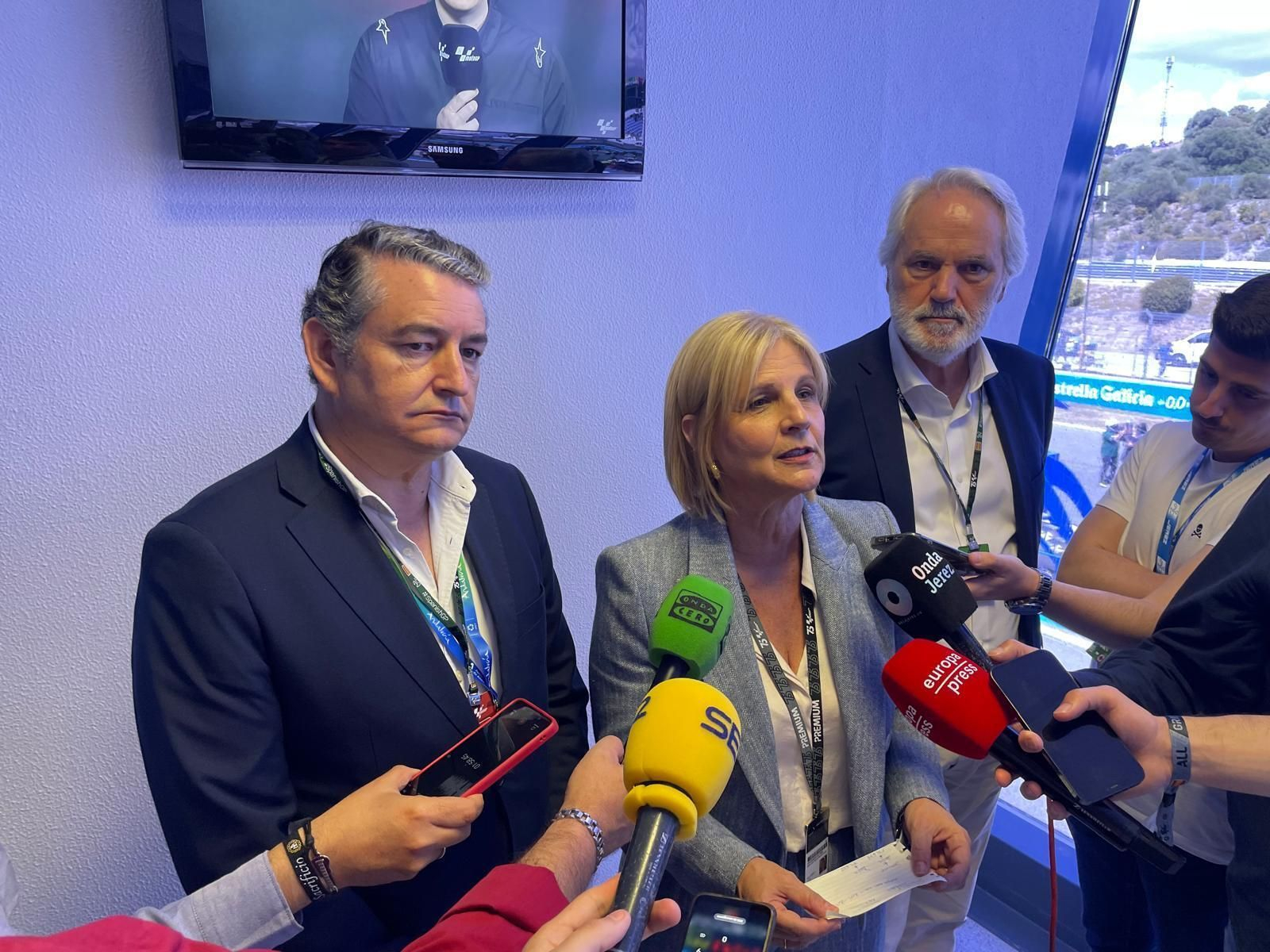 María José García-Pelayo, Antonio Sanz y Agustín Muñoz, durante la rueda de prensa de valoración del Gran Premio.